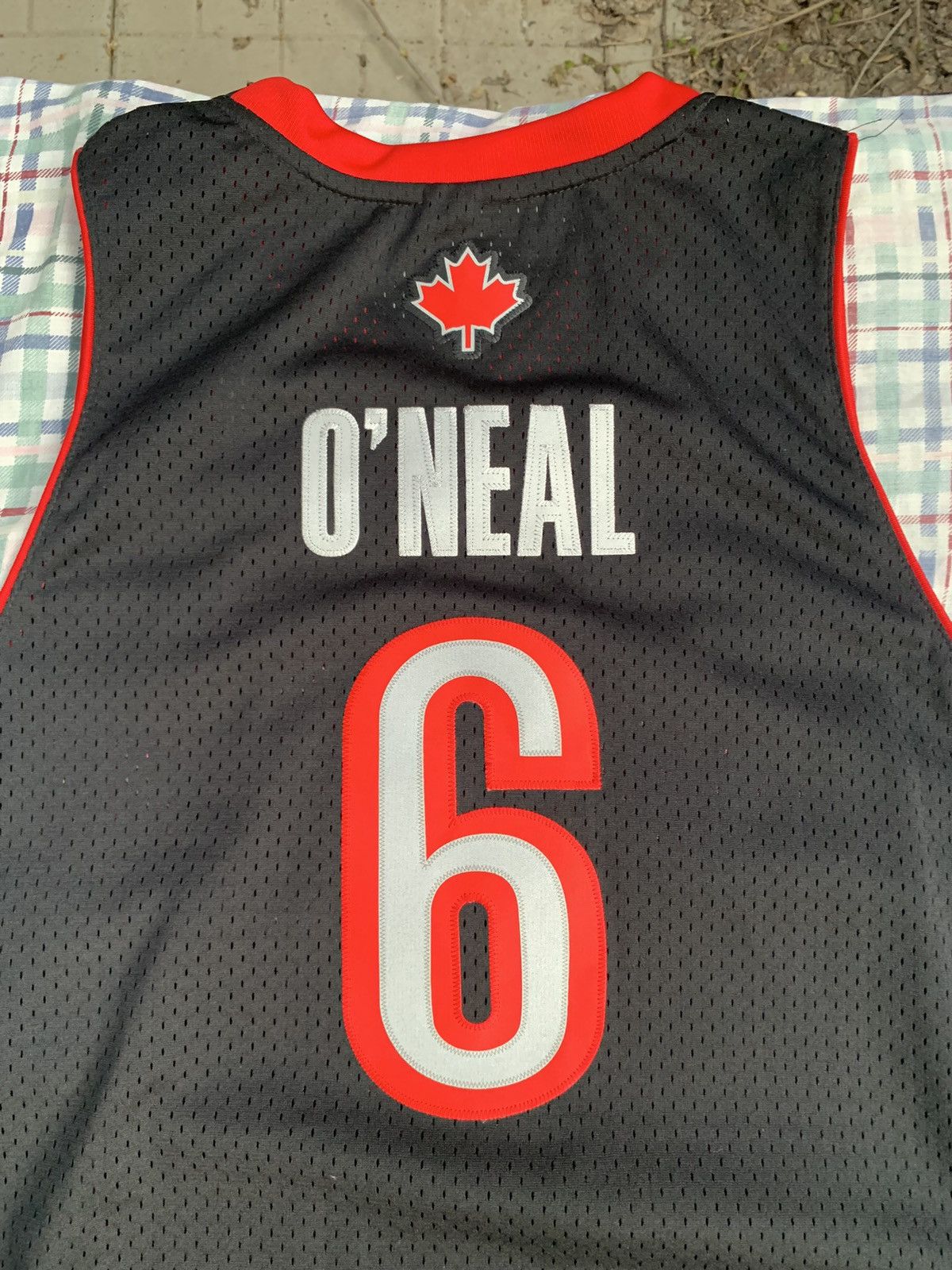 Adidas × NBA × Vintage Adidas Toronto Raptors Jermaine O’neal NBA Jersey Size US XL / EU 56 / 4 - 3 Thumbnail