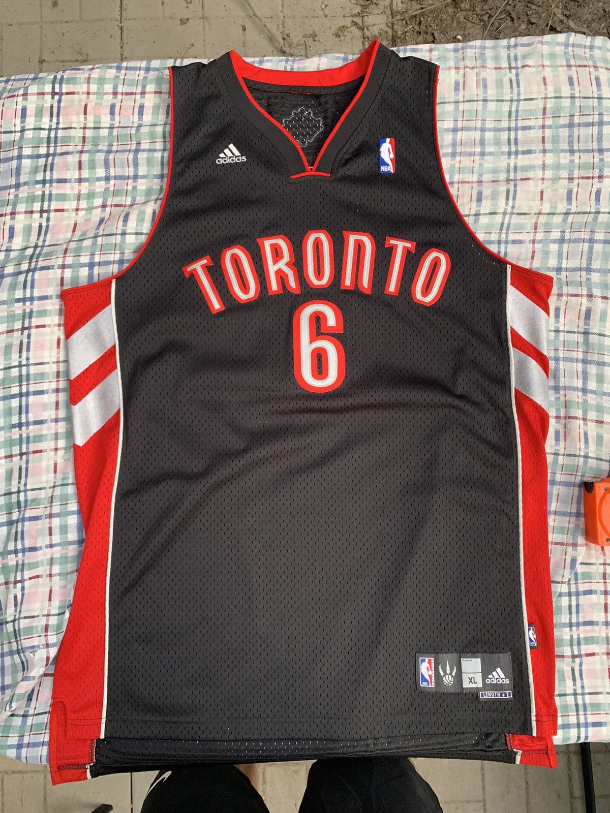 Adidas × NBA × Vintage Adidas Toronto Raptors Jermaine O’neal NBA Jersey Size US XL / EU 56 / 4 - 4 Thumbnail