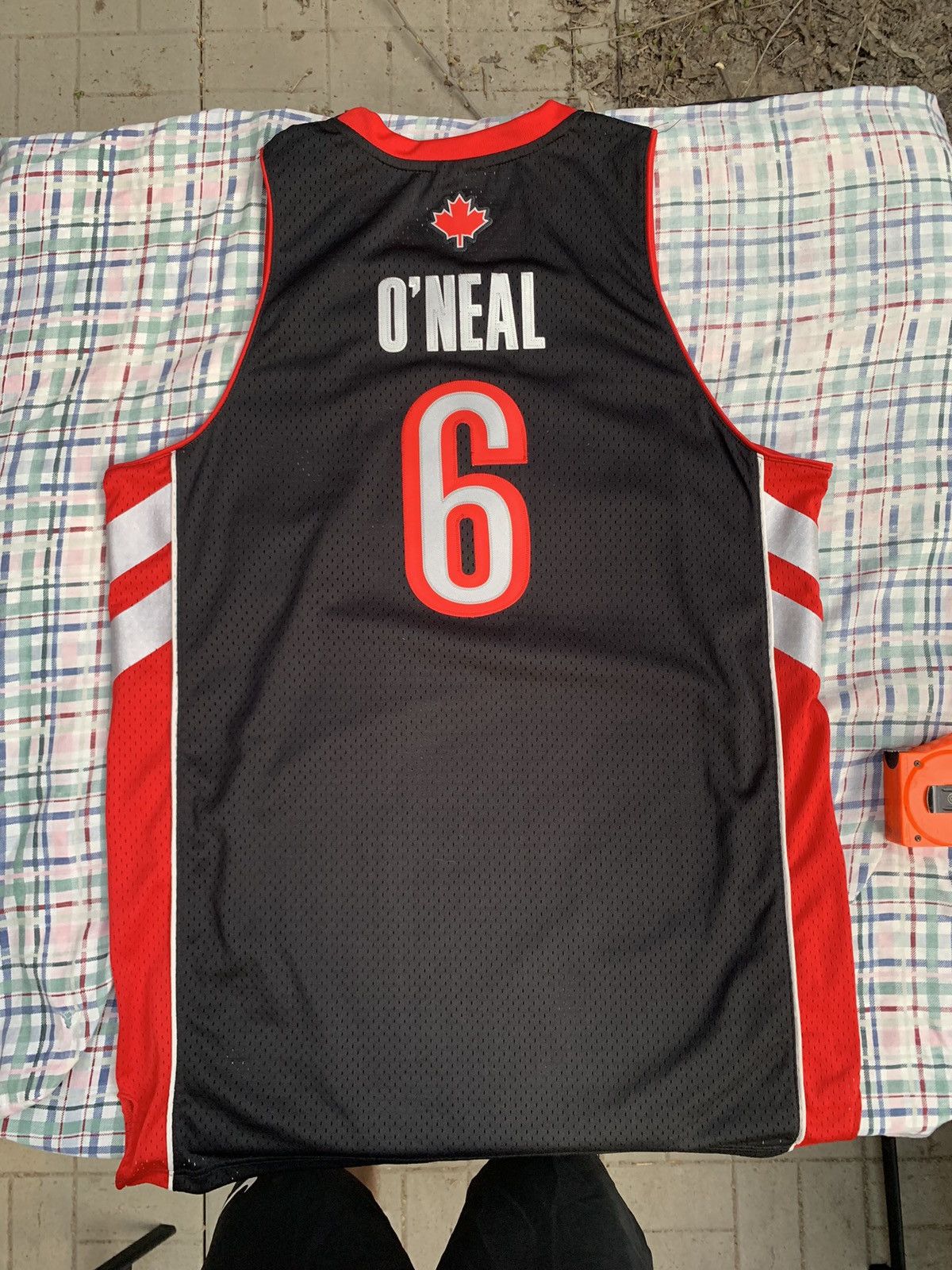 Adidas × NBA × Vintage Adidas Toronto Raptors Jermaine O’neal NBA Jersey Size US XL / EU 56 / 4 - 2 Thumbnail