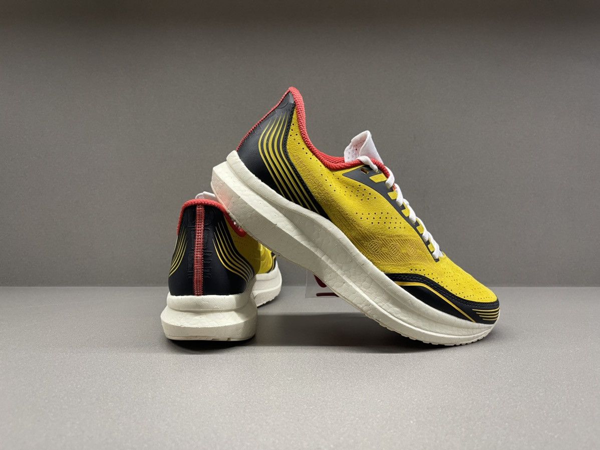 Diet Starts Monday Saucony Endorphin Pro Diet Starts Monday Yellow Wolverine Size US 8 / EU 41 - 6 Thumbnail