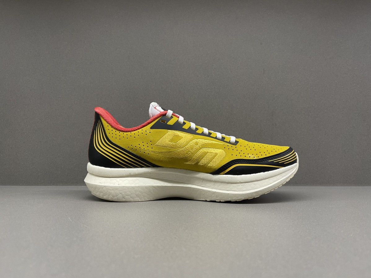 Diet Starts Monday Saucony Endorphin Pro Diet Starts Monday Yellow Wolverine Size US 8 / EU 41 - 5 Thumbnail