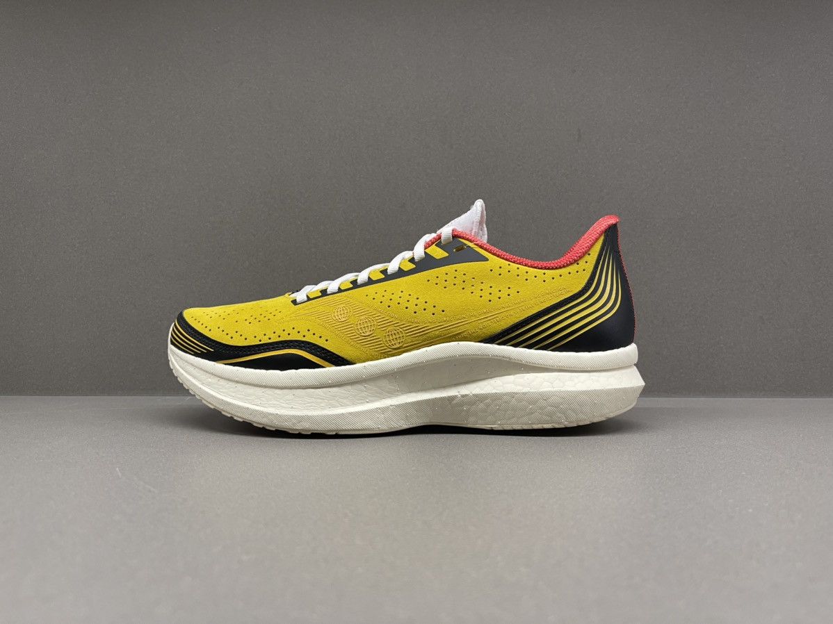 Diet Starts Monday Saucony Endorphin Pro Diet Starts Monday Yellow Wolverine Size US 8 / EU 41 - 4 Thumbnail