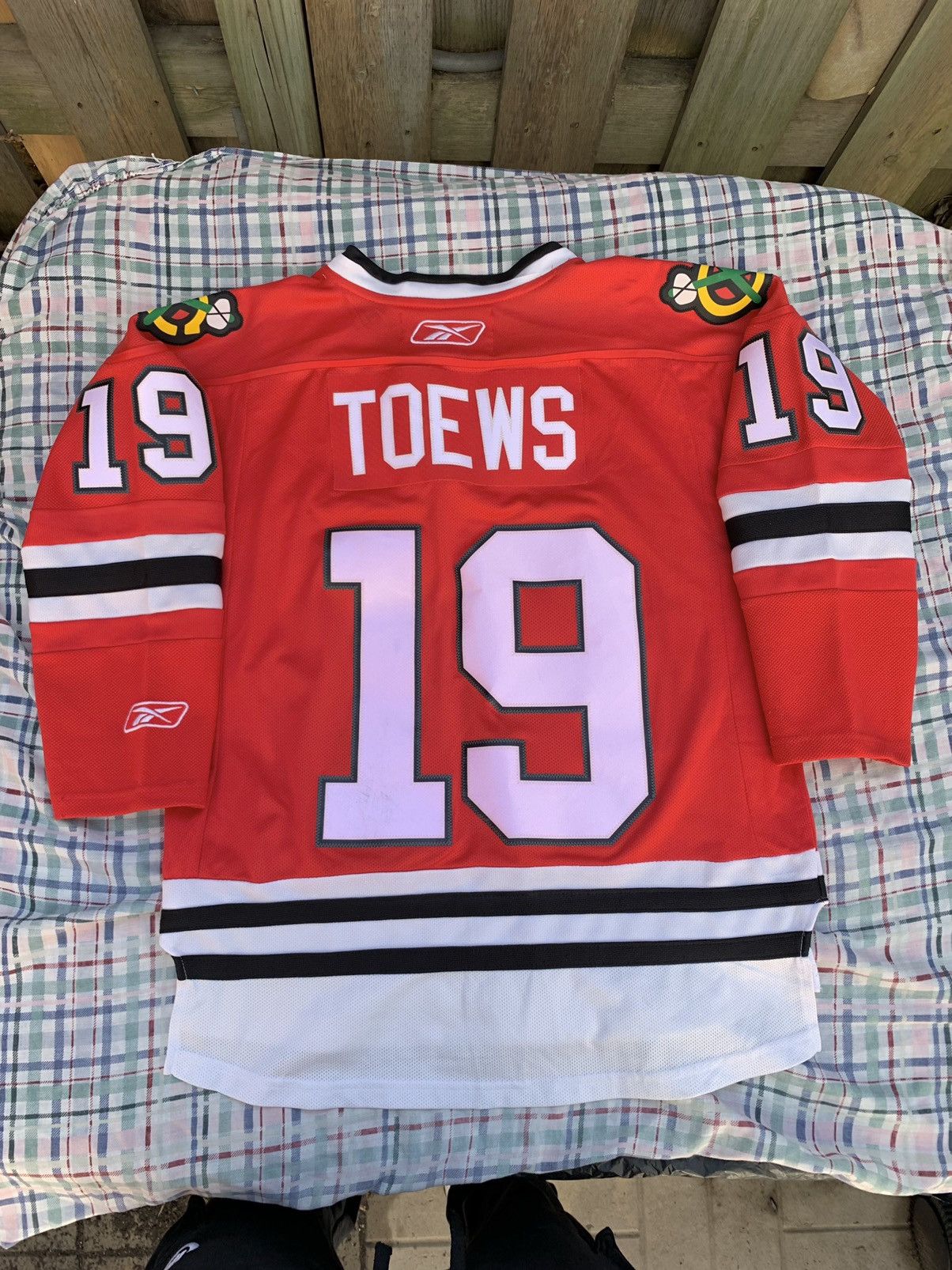 Reebok Reebok Chicago Blackhawks Jonathan Toews NHL Jersey Size US XS / EU 42 / 0 - 2 Thumbnail