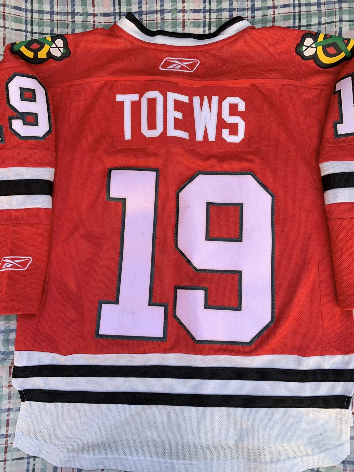 Reebok Reebok Chicago Blackhawks Jonathan Toews NHL Jersey Size US XS / EU 42 / 0 - 6 Thumbnail