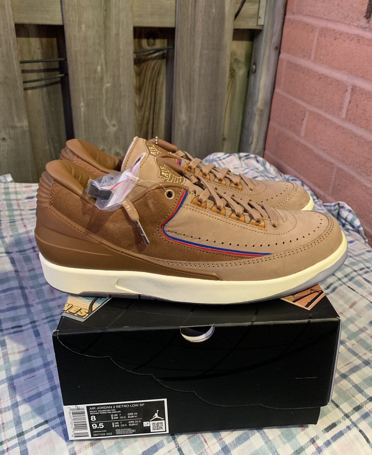 Jordan Brand × Nike Jordan 2 Low Two 18 Size US 8 / EU 41 - 1 Thumbnail
