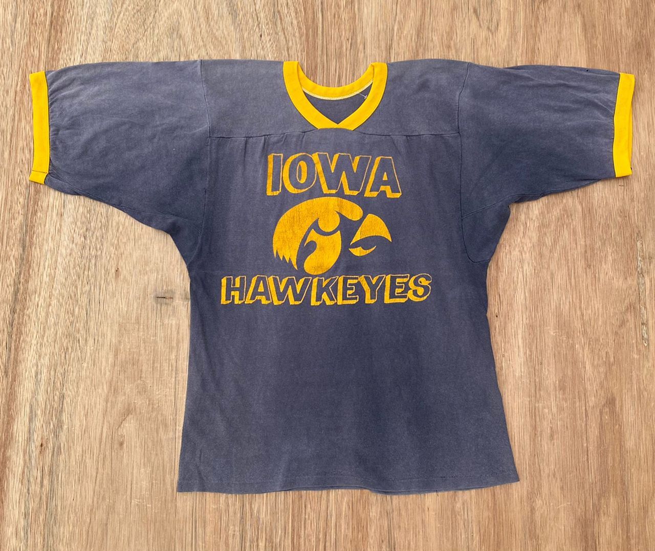 image of Vintage Tee D 36 Iowa Hawkeyes in Black, Men's (Size Medium)