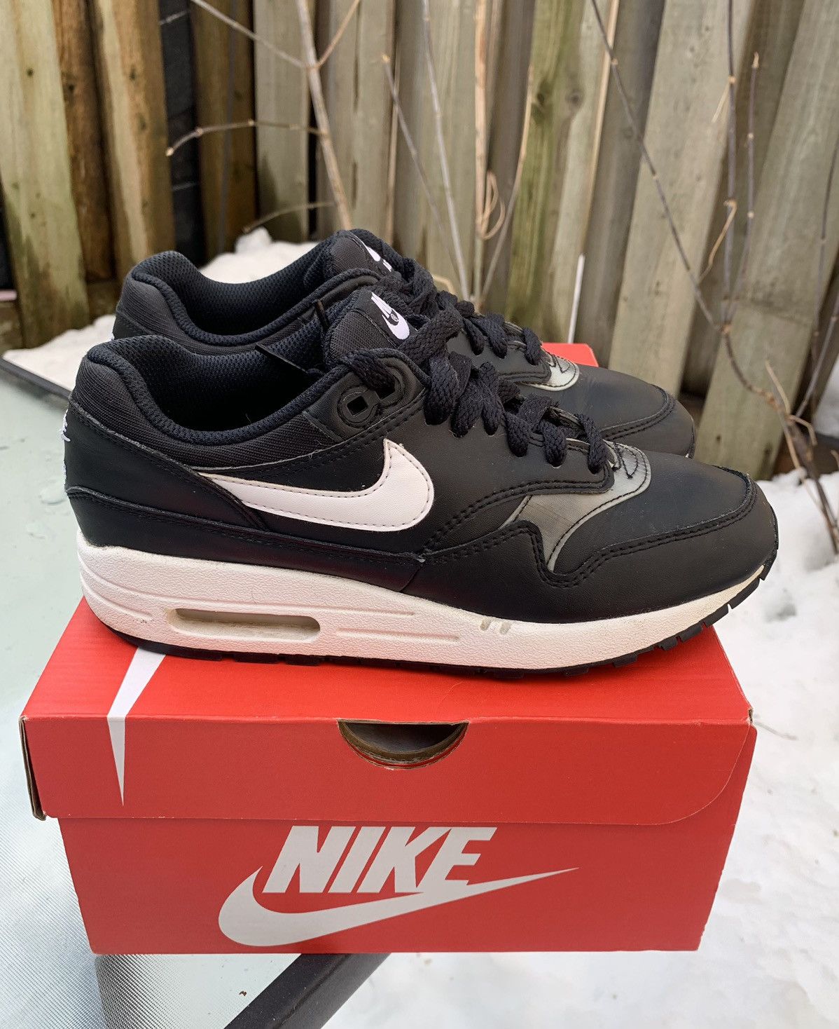 Nike Nike Air Max 1 Black / White Size US 5 / EU 37 - 1 Thumbnail