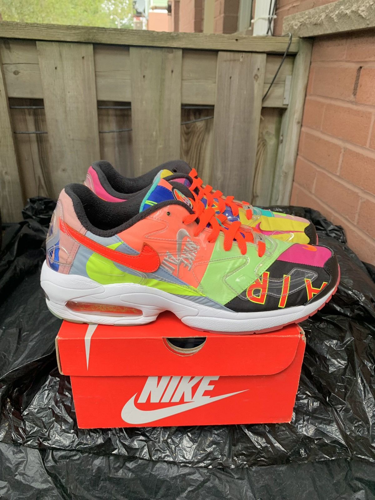 atmos x air max 2 light