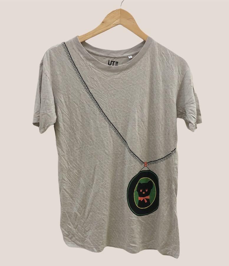 Japanese Brand Uniqlo X Dick Bruna Black Bear Tshirt Size US S / EU 44-46 / 1 - 1 Thumbnail