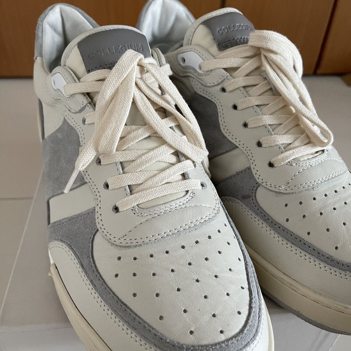 Women's Devastator Low - Platinum Suede