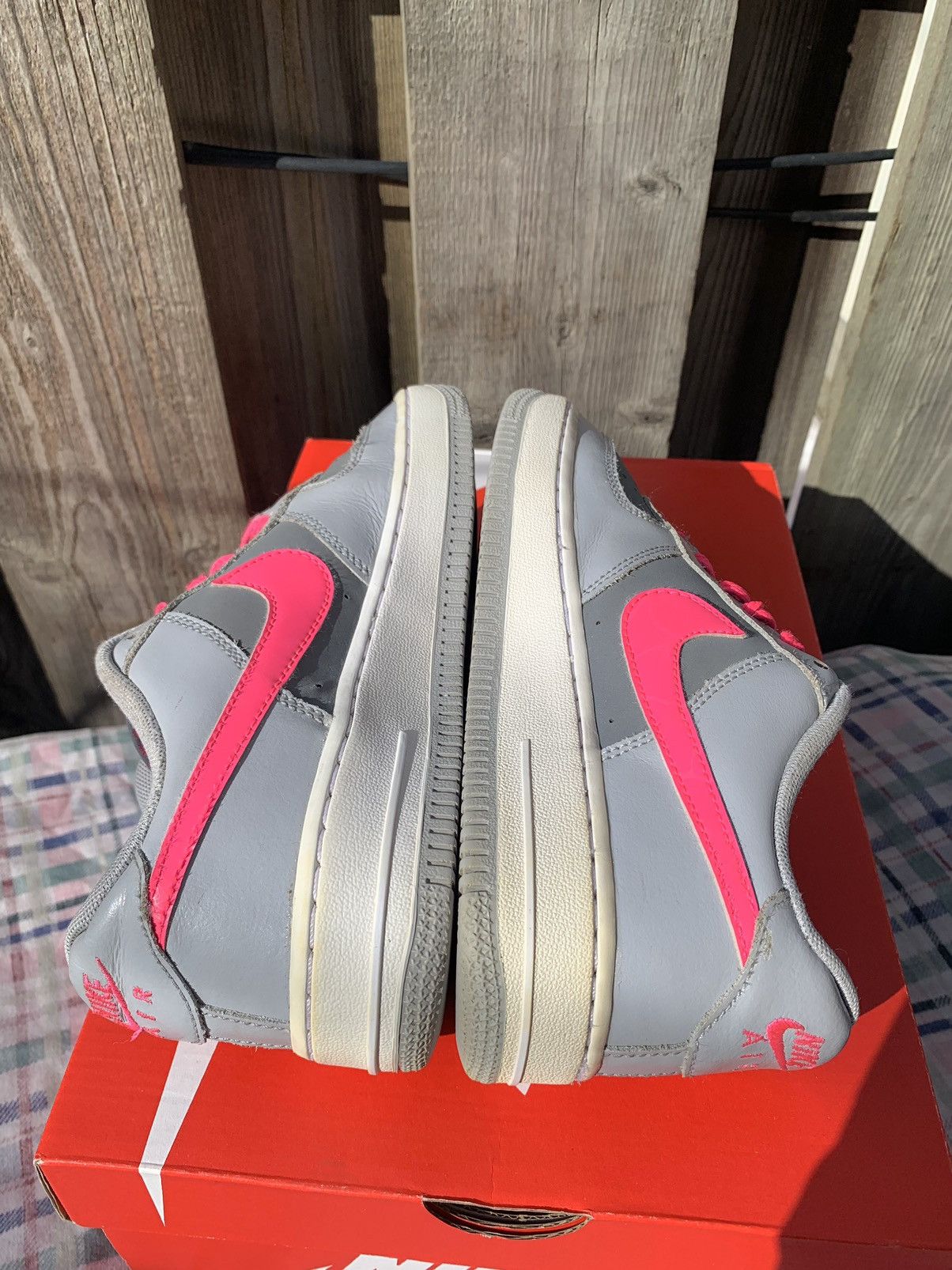 Nike Nike Air Force 1 Low Grey / Pink Size US 4 / IT 34 - 3 Thumbnail