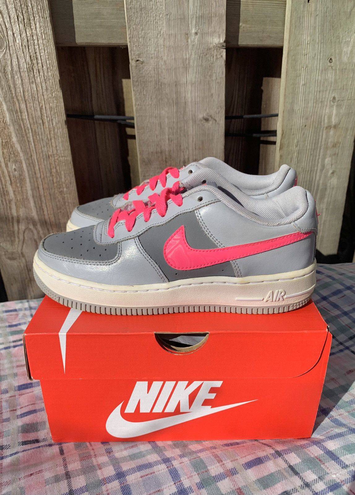 Nike Nike Air Force 1 Low Grey / Pink Size US 4 / IT 34 - 5 Thumbnail