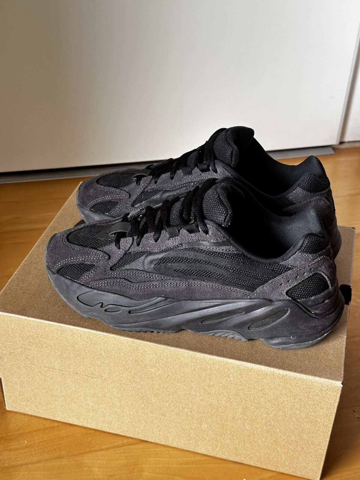 Adidas × Kanye West Yeezy Boost 700 V2 Vanta Size US 7 / EU 40 - 3 Thumbnail
