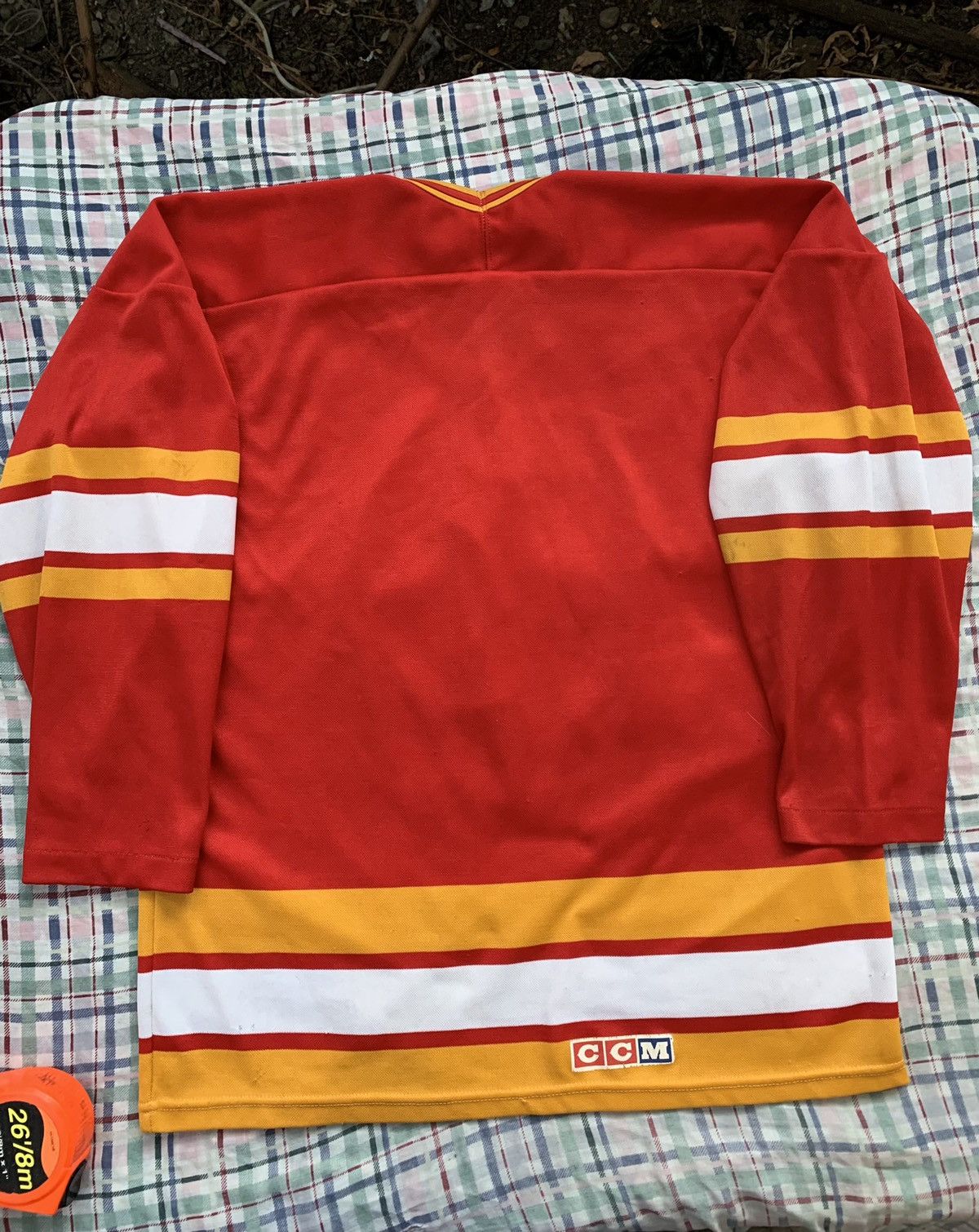 Ccm × NHL × Vintage 90s Vintage CCM Calgary Flames NHL Jersey Size US M / EU 48-50 / 2 - 2 Thumbnail