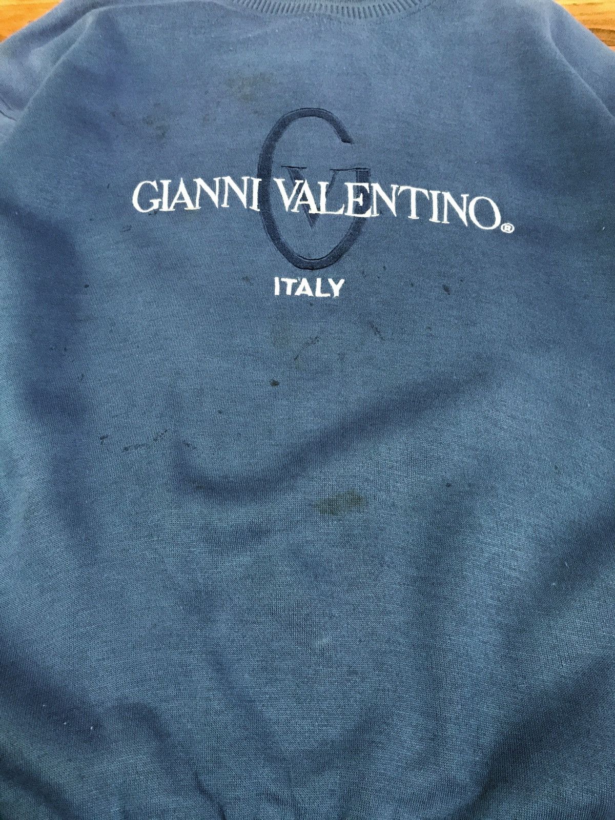 Gianni Valentino × Valentino × Vintage Vintage Gianni Valentino Embroidered Logo Sweatshirt Size US M / EU 48-50 / 2 - 3 Thumbnail