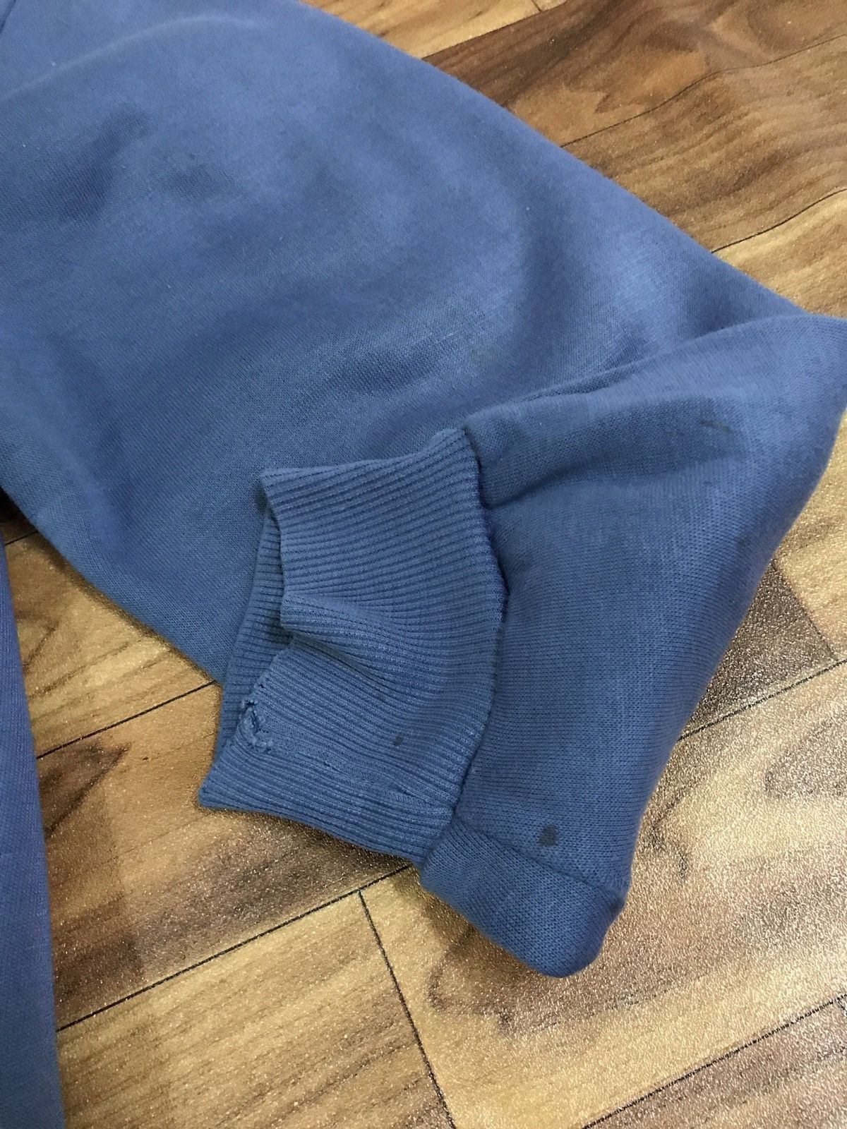 Gianni Valentino × Valentino × Vintage Vintage Gianni Valentino Embroidered Logo Sweatshirt Size US M / EU 48-50 / 2 - 6 Thumbnail