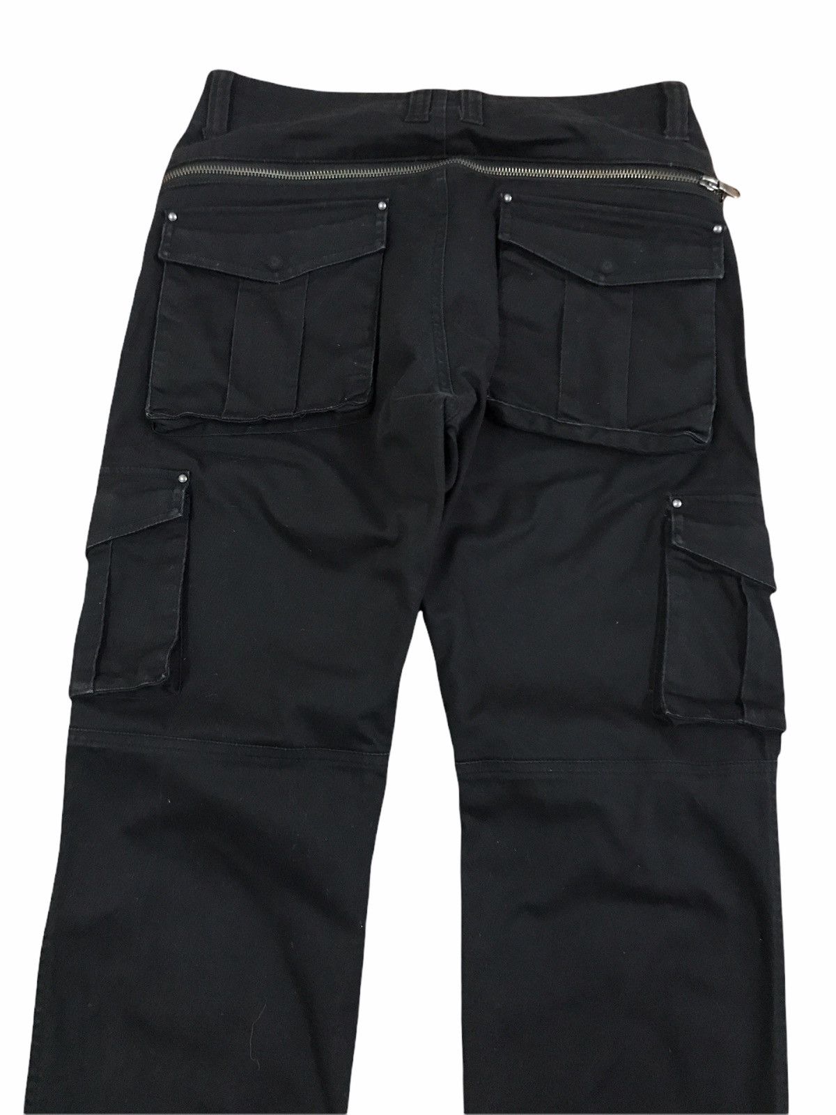 Boycott Japanese Brand Boycott Black Multipocket Cargo Zipper Pants Size US 28 / EU 44 - 5 Thumbnail