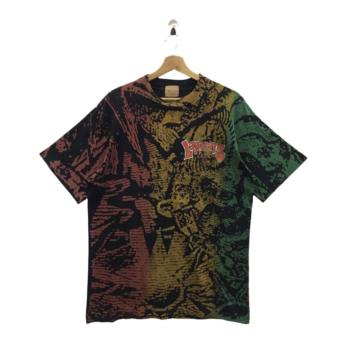 Vintage Rare Vintage 90s LARKINS SURF Fullprint Tshirt Size US L / EU 52-54 / 3 - 1 Thumbnail
