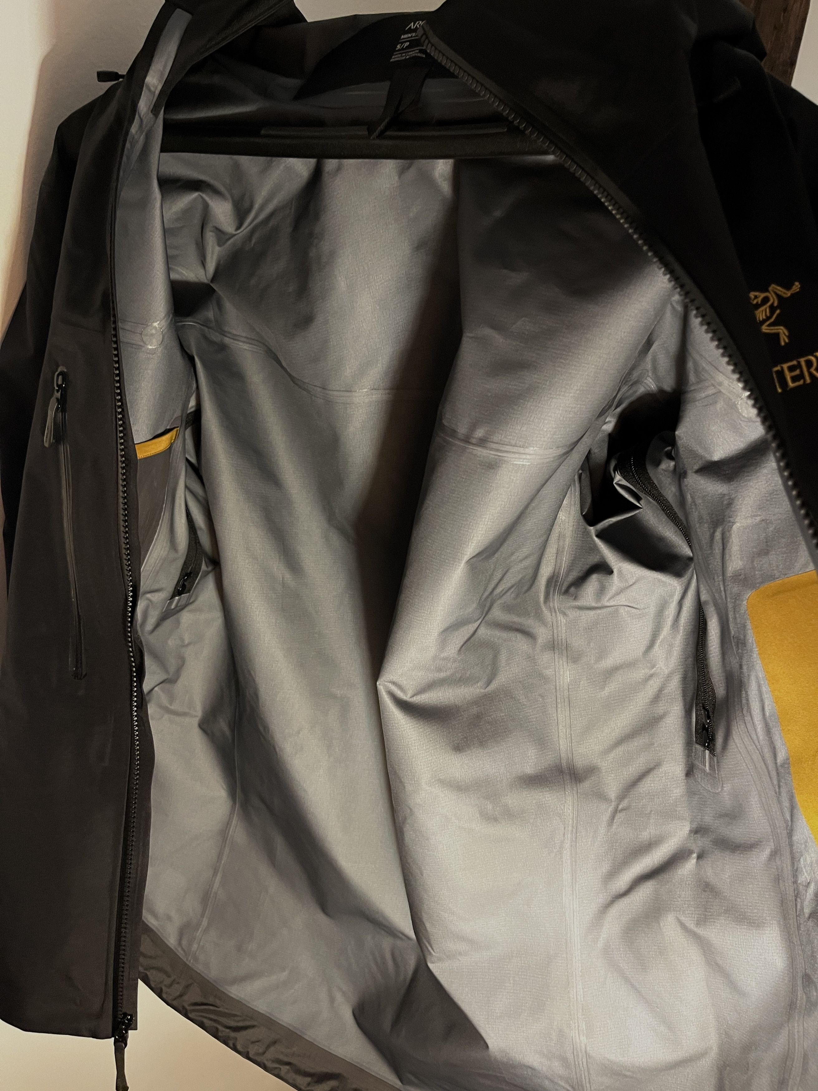 Arc'teryx Arc'Teryx Alpha SV | Grailed