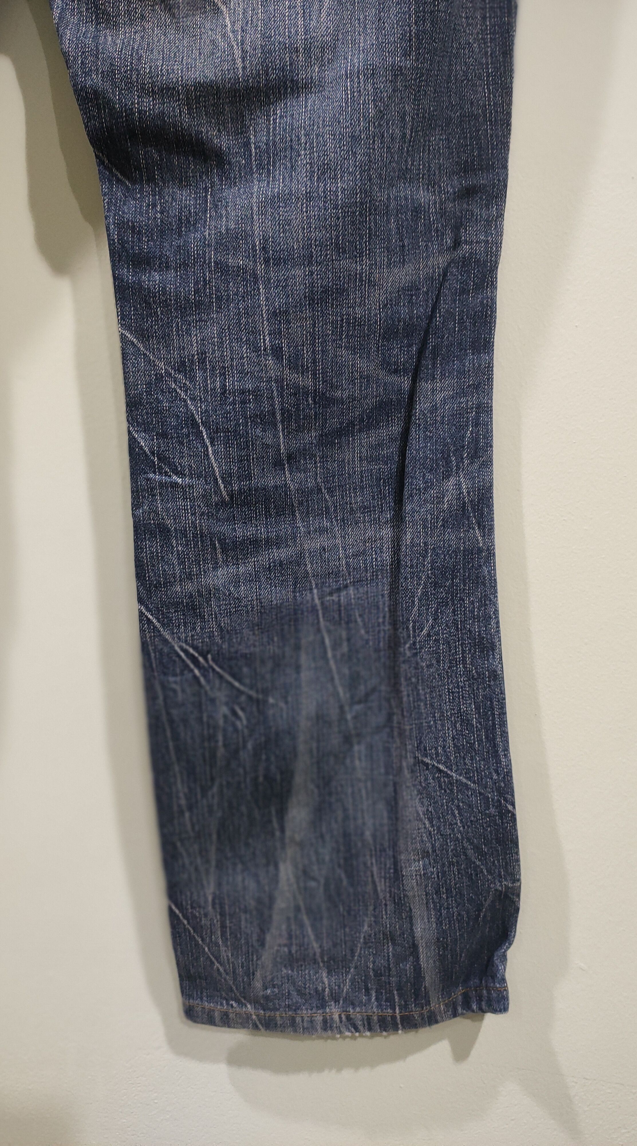 Levi's 🔥Flared 🔥Nice Distressed Levis's Denim🔥 Size US 31 - 11 Thumbnail