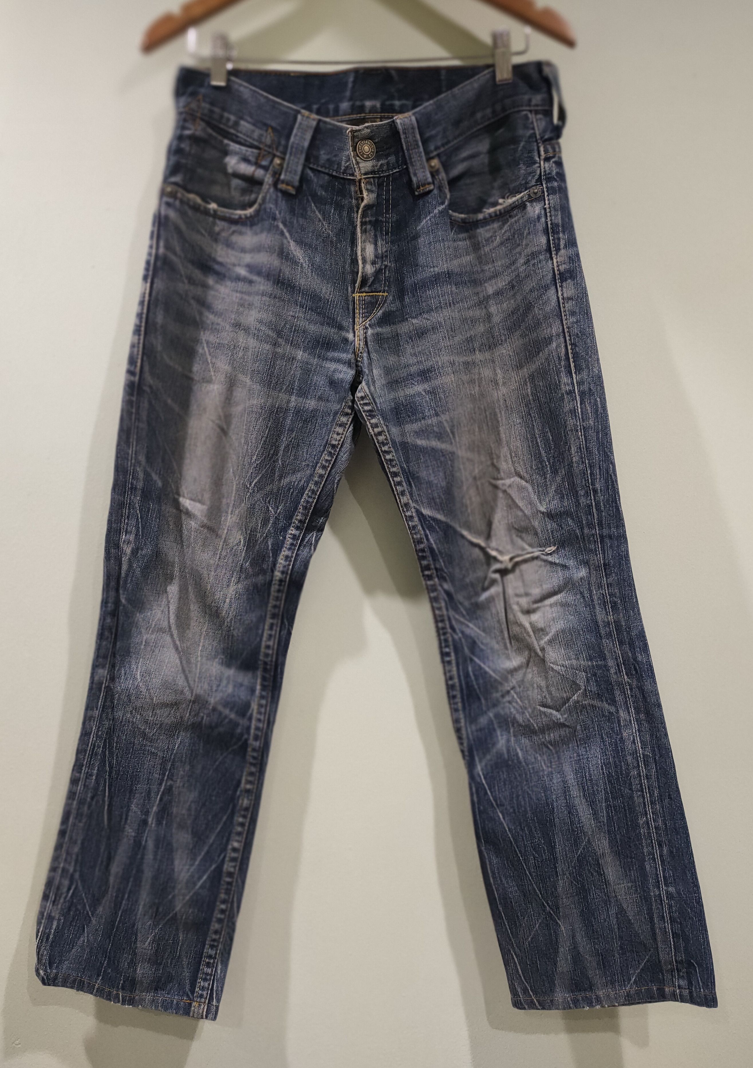Levi's 🔥Flared 🔥Nice Distressed Levis's Denim🔥 Size US 31 - 1 Thumbnail