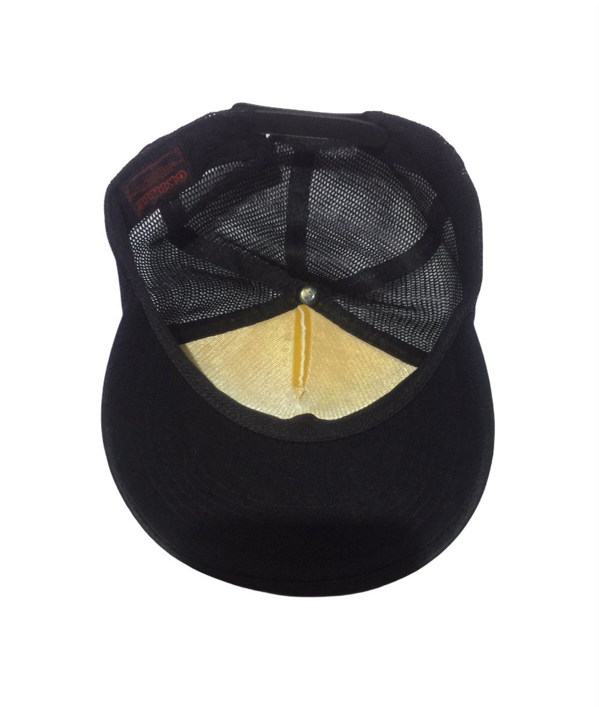 Japanese Brand Crimie Graphic Trucker Hat Size ONE SIZE - 7 Thumbnail