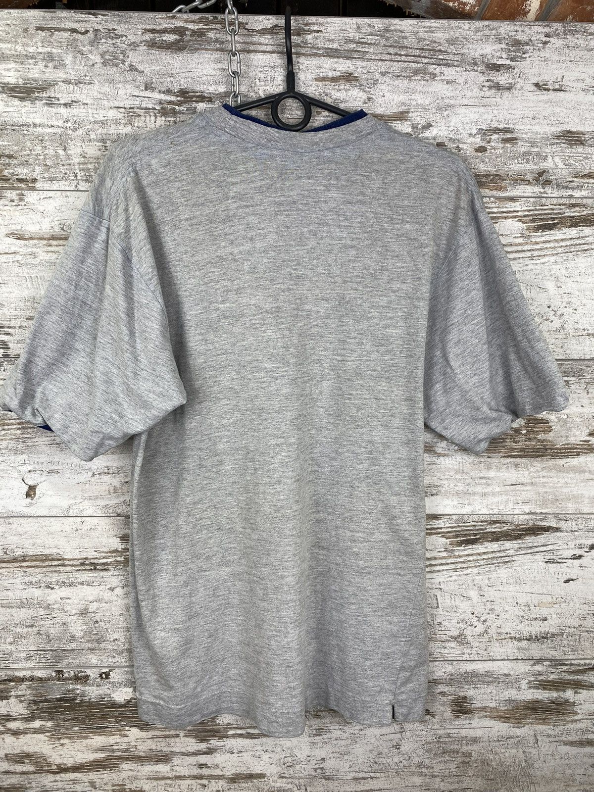 Nike Mens Vintage Nike T Shirt big logo y2k streetwear rare tee Size US S / EU 44-46 / 1 - 9 Thumbnail