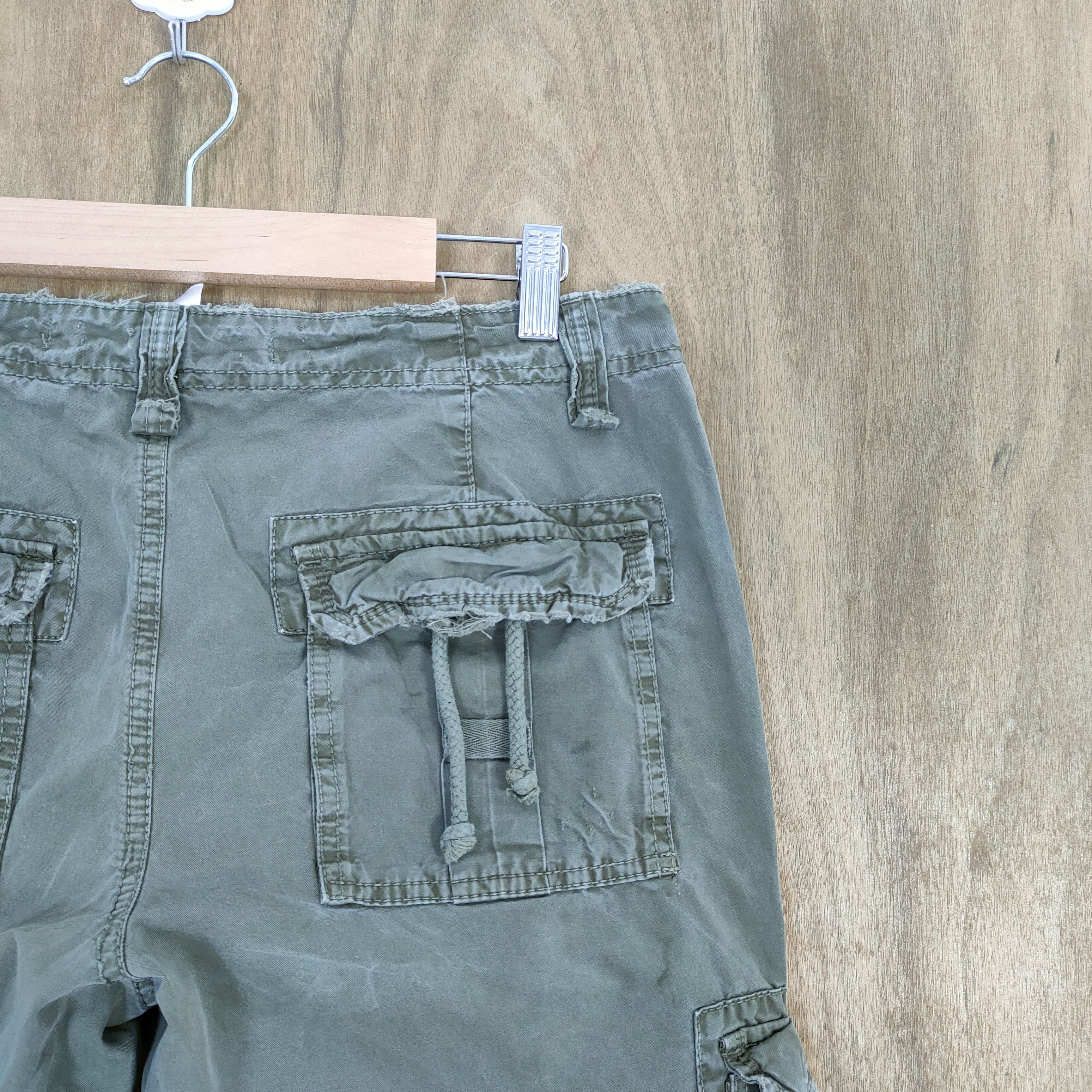 Japanese Brand VINTAGE JAPANESE BRAND FLARE CARGO PANTS Size US 30 / EU 46 - 15 Thumbnail