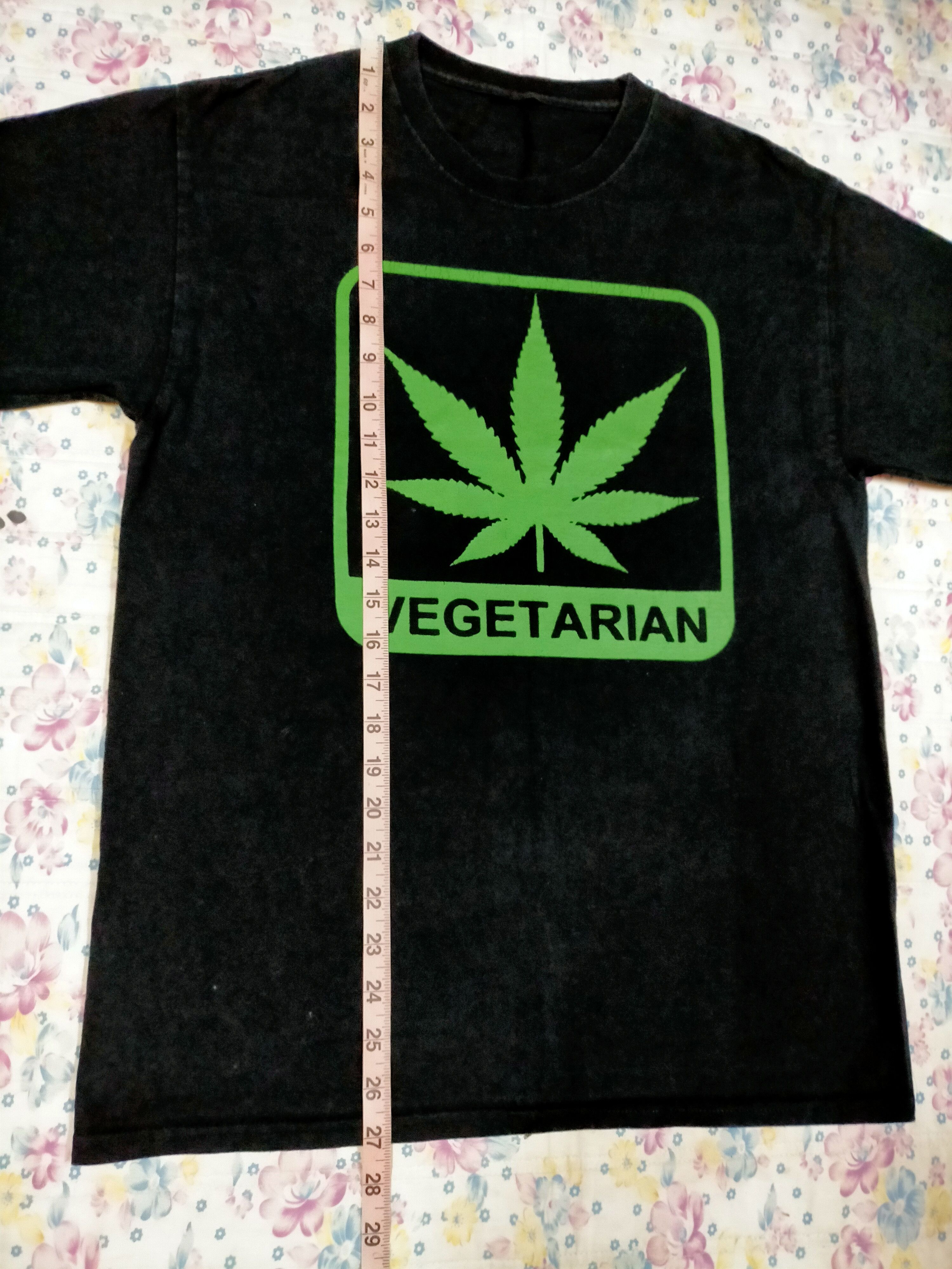 Other Vegetarian x Marijuana tee Size US M / EU 48-50 / 2 - 6 Thumbnail
