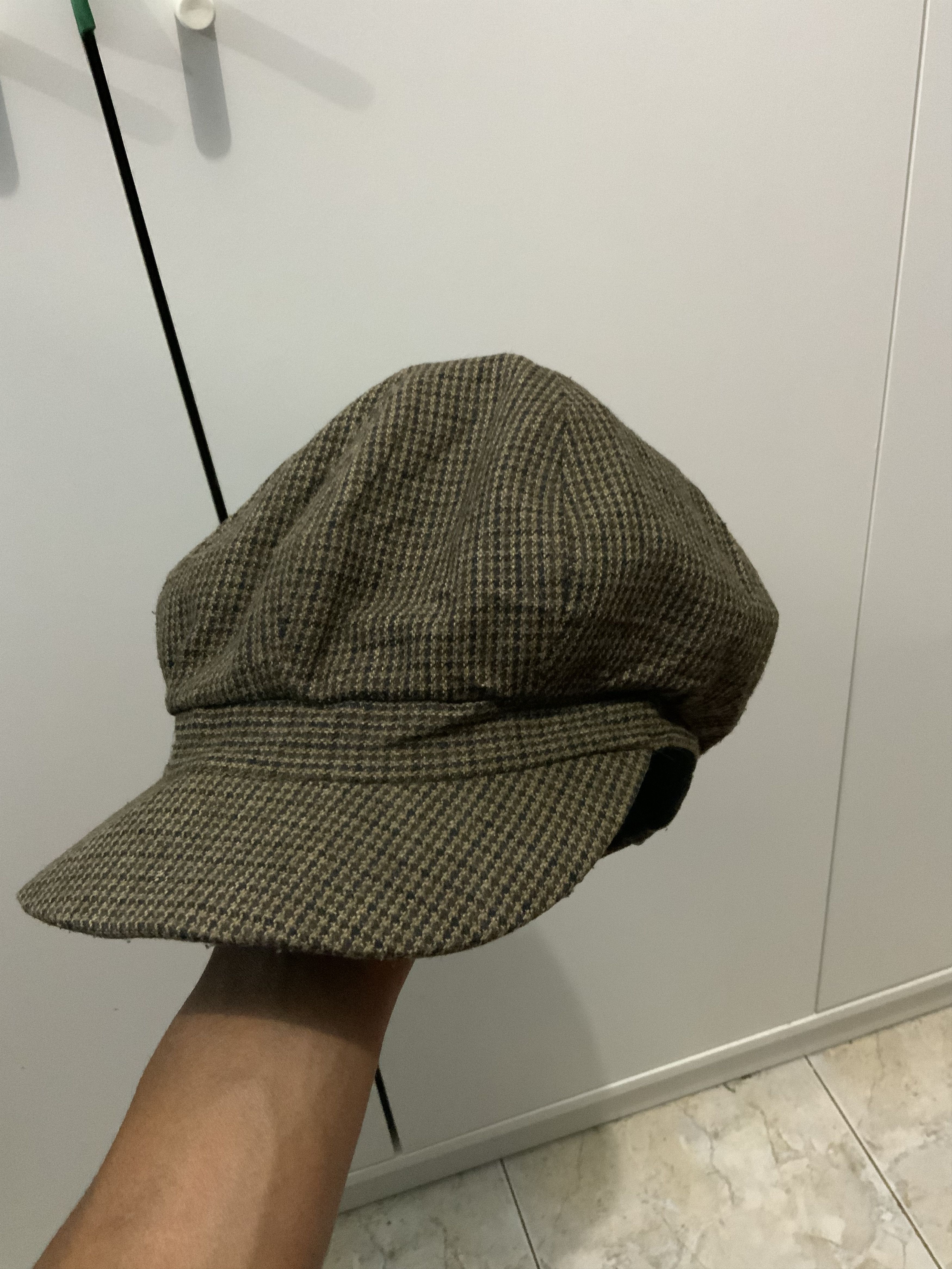 Japanese Brand Monogram Newsboy Street Fashion Cap Size ONE SIZE - 9 Thumbnail