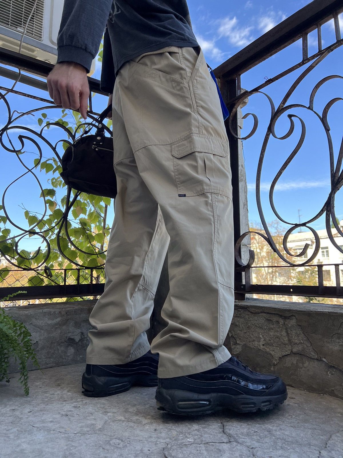 5.11 511 Tactical Pants Cargo Pants Multipocket baggy jnco style Size US 34 / EU 50 - 11 Thumbnail