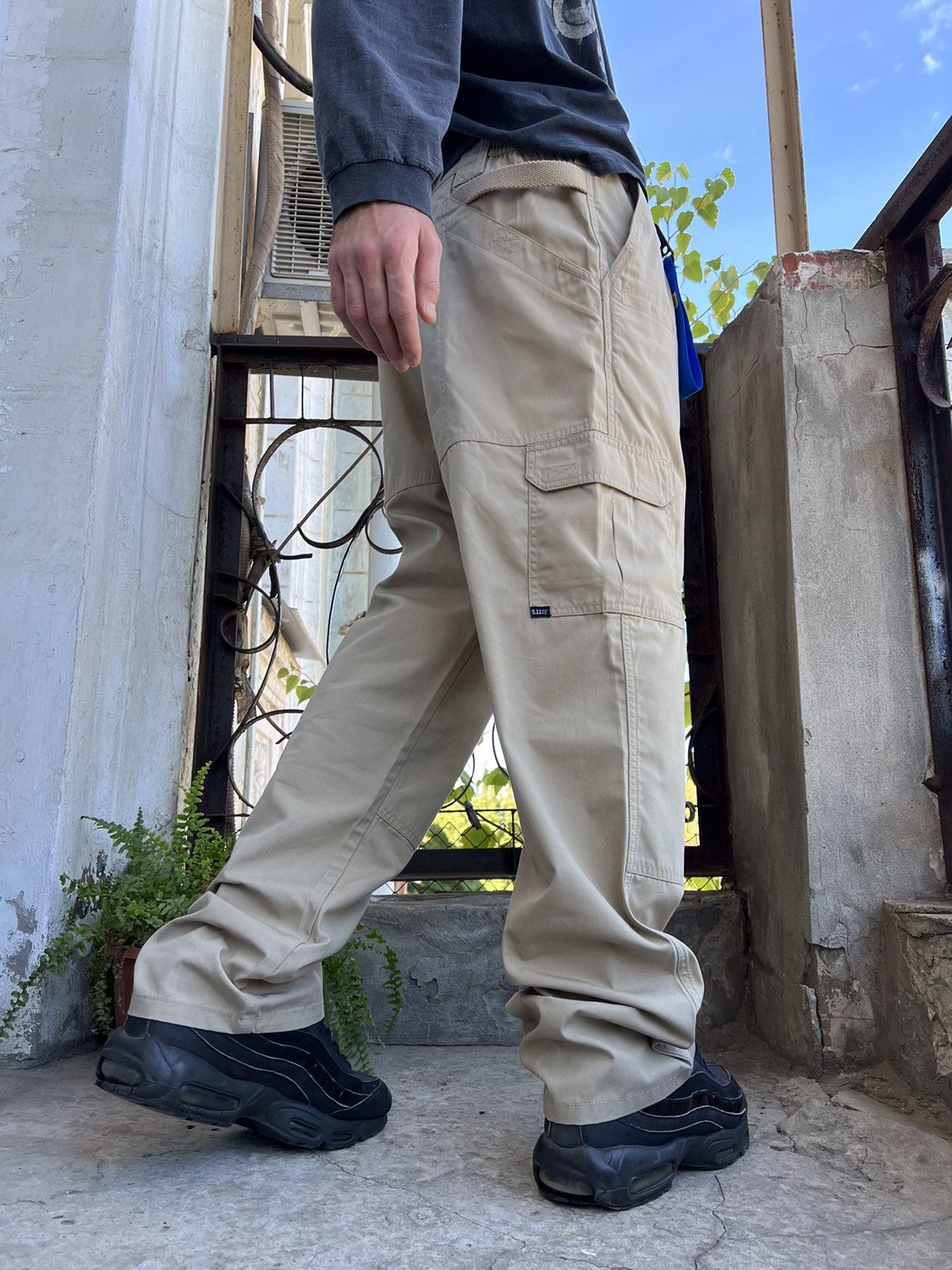 5.11 511 Tactical Pants Cargo Pants Multipocket baggy jnco style Size US 34 / EU 50 - 18 Thumbnail