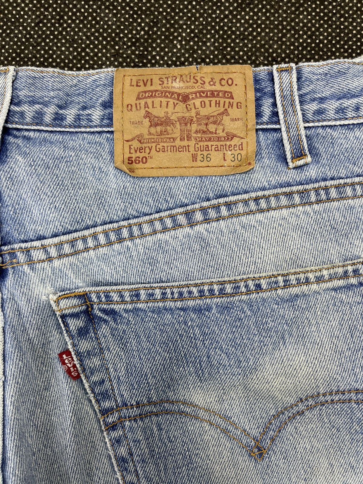 Levi's Vintage Light Wash Levi’s 560 Jeans - J515 Size US 37 - 9 Thumbnail