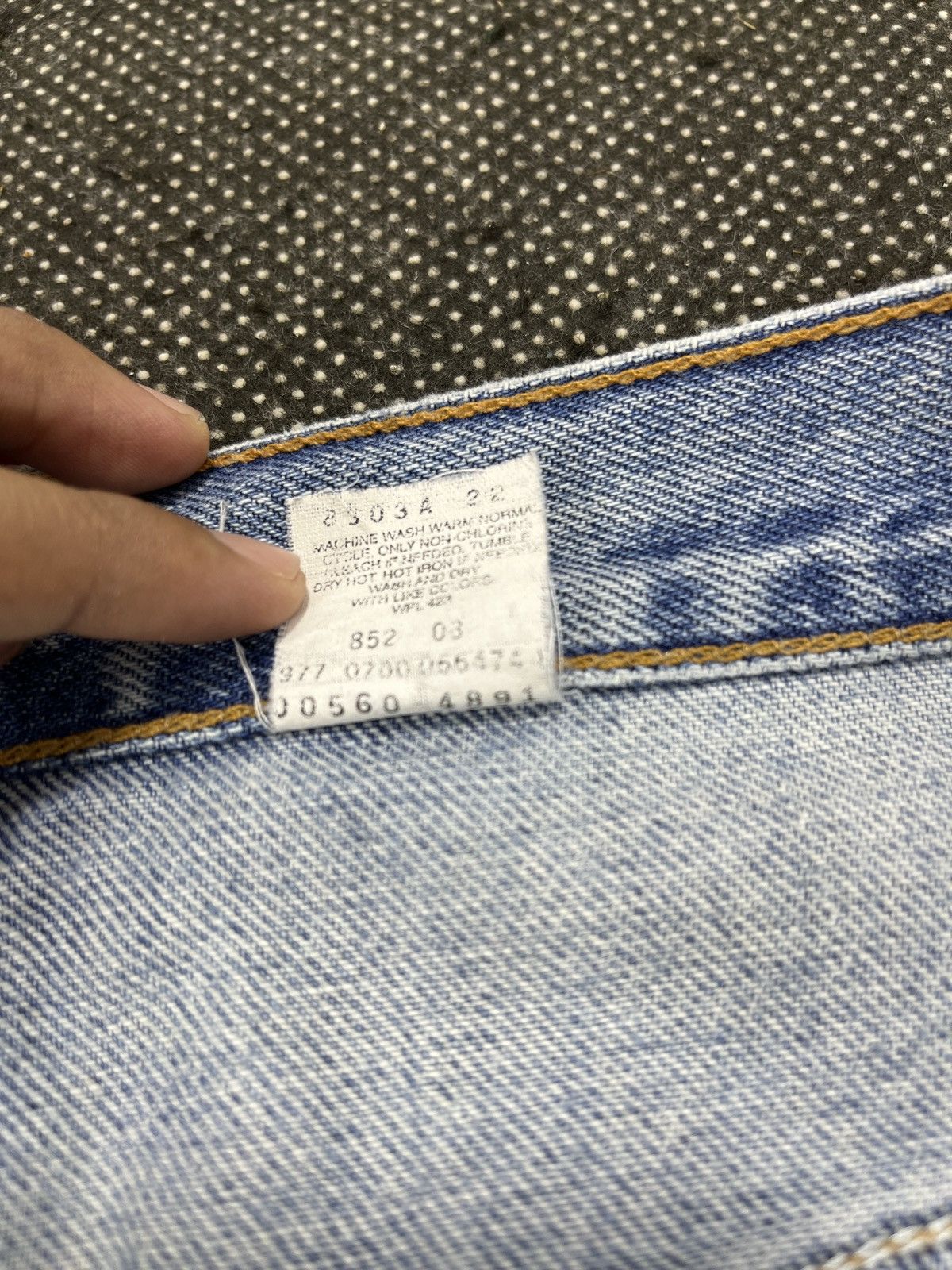 Levi's Vintage Light Wash Levi’s 560 Jeans - J515 Size US 37 - 7 Thumbnail
