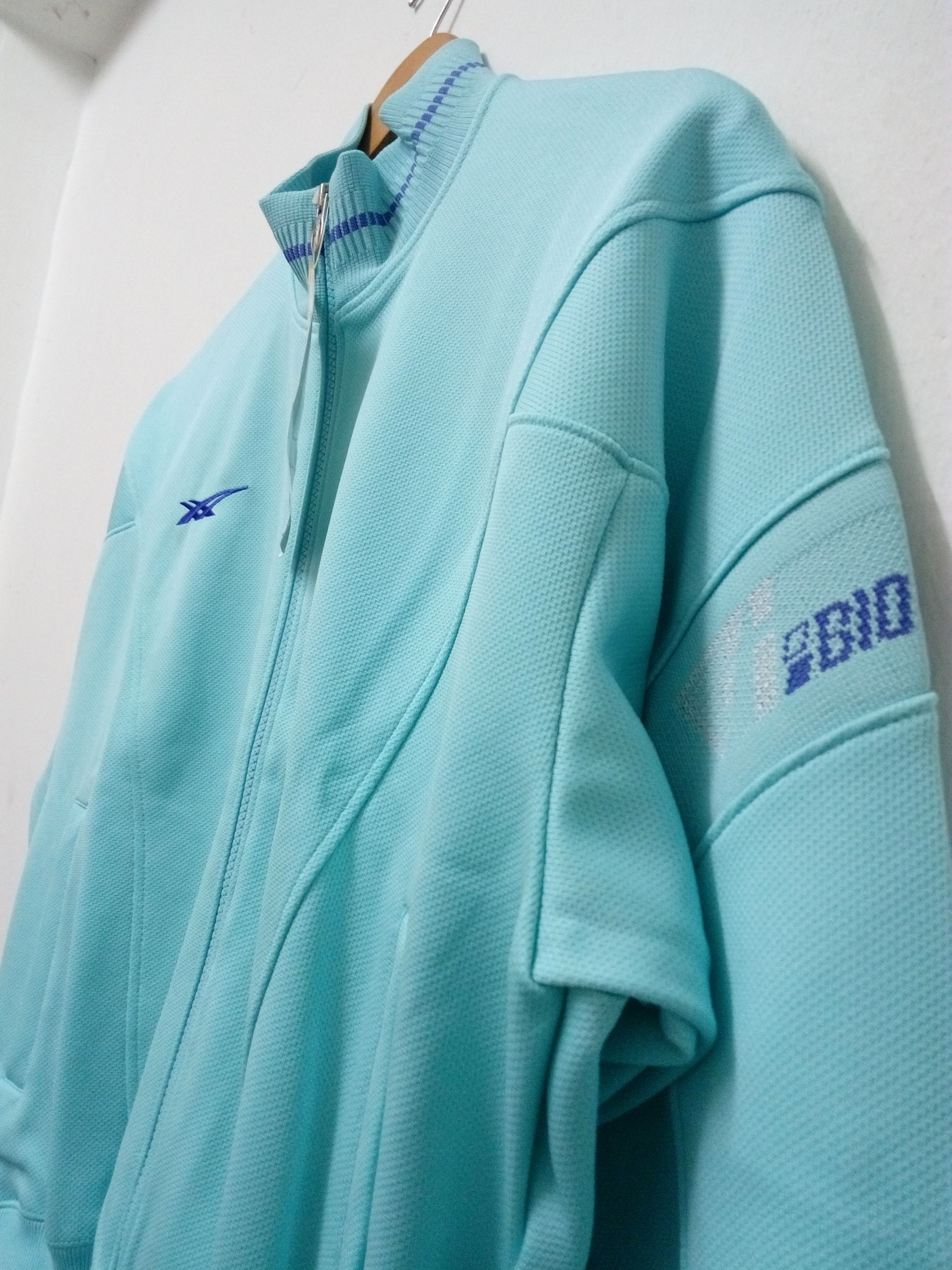 Asics × Japanese Brand × Vintage VINTAGE ASICS JACKET NEW WITH TAGS Size US M / EU 48-50 / 2 - 2 Thumbnail