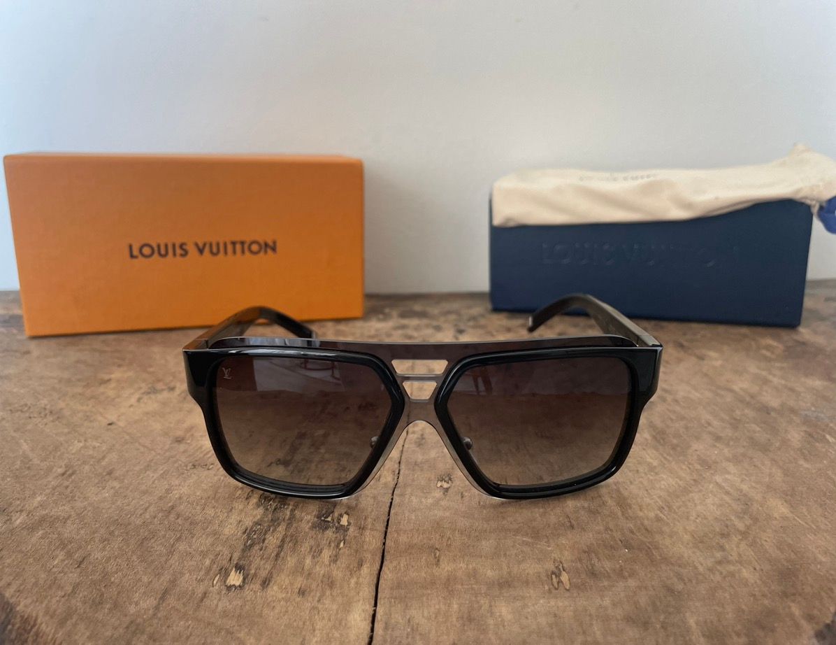 Louis Vuitton Grey/Black Z0361U Enigme Aviator Sunglasses Louis