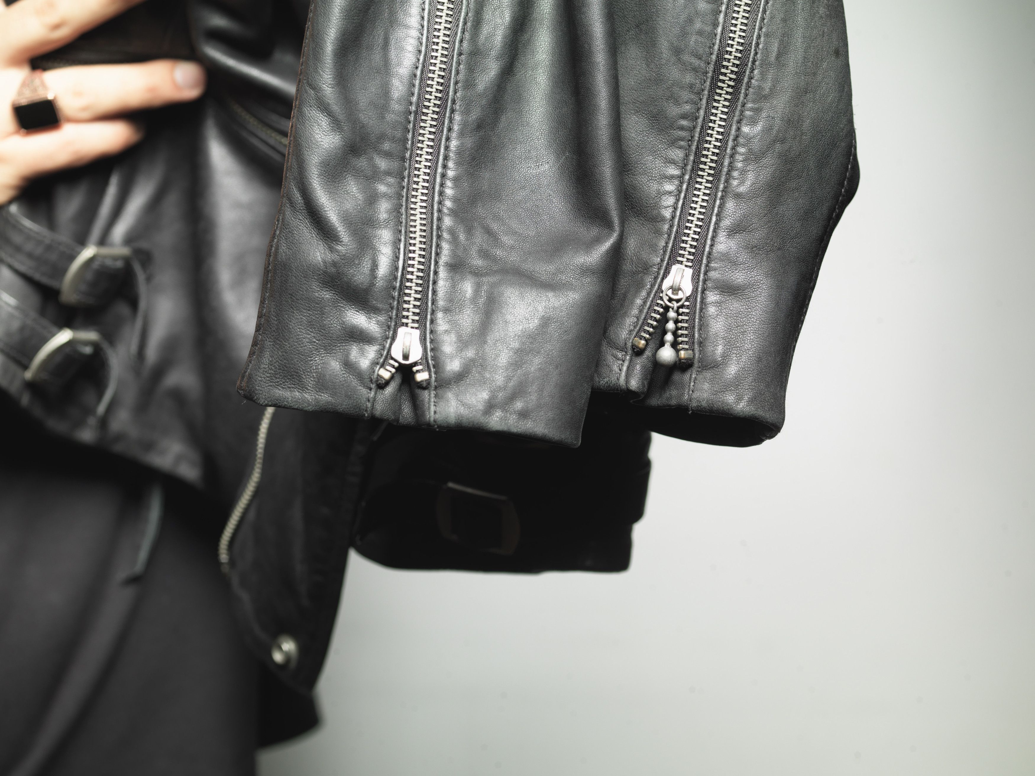 Allsaints ALL SAINTS MEN'S BLACK LEATHER BIKER JACKET SIZE MEDIUM Size US M / EU 48-50 / 2 - 10 Thumbnail