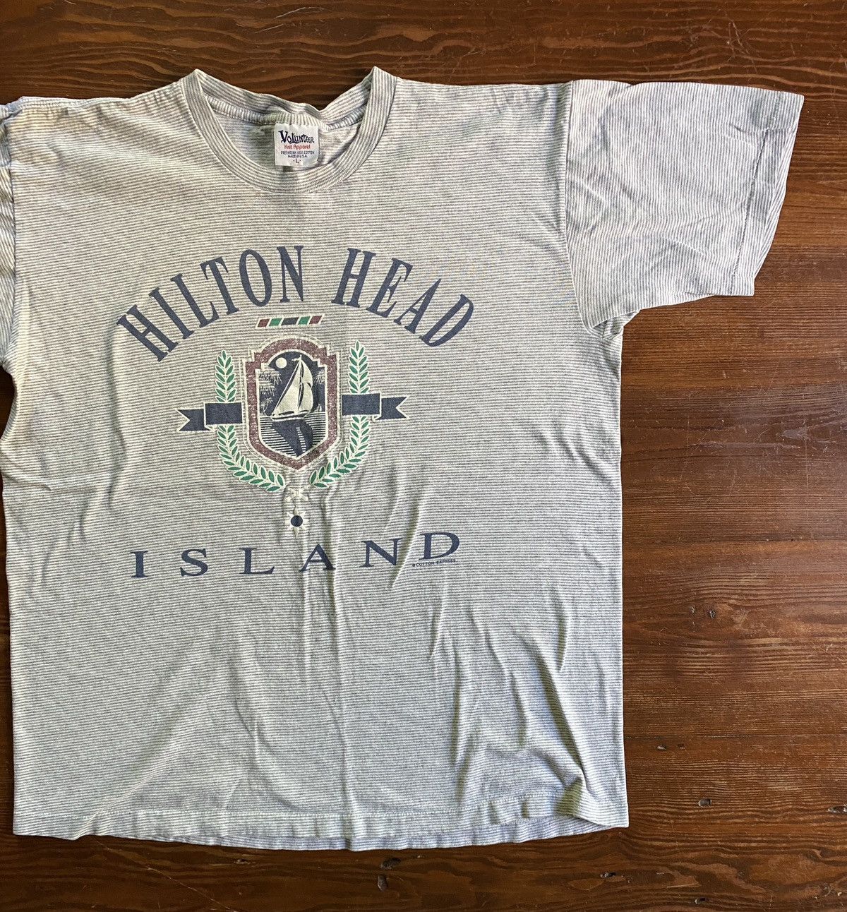 Vintage Vintage 90’s Hilton Head Head Striped Single Stitch Tee Size US L / EU 52-54 / 3 - 1 Thumbnail