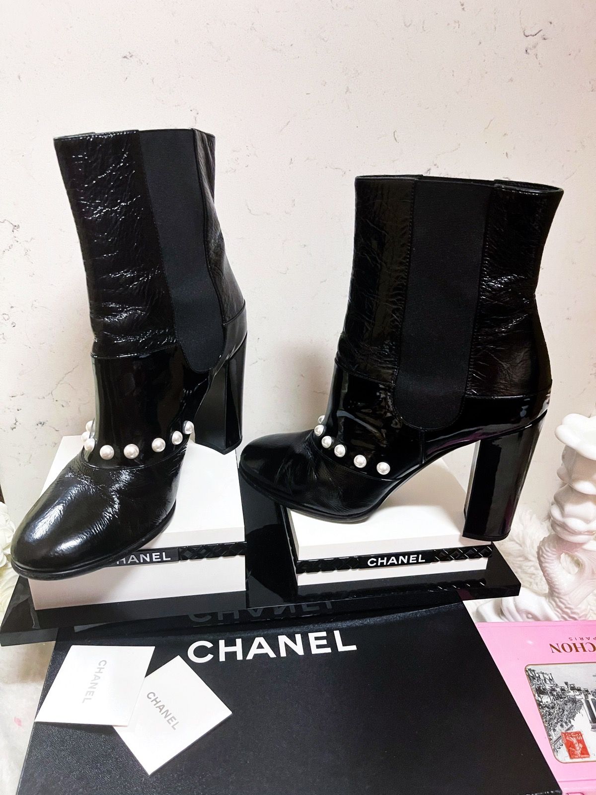 Chanel Black Leather 2018 18C Greece Pearl Chelsea Boots Shoes 38.5