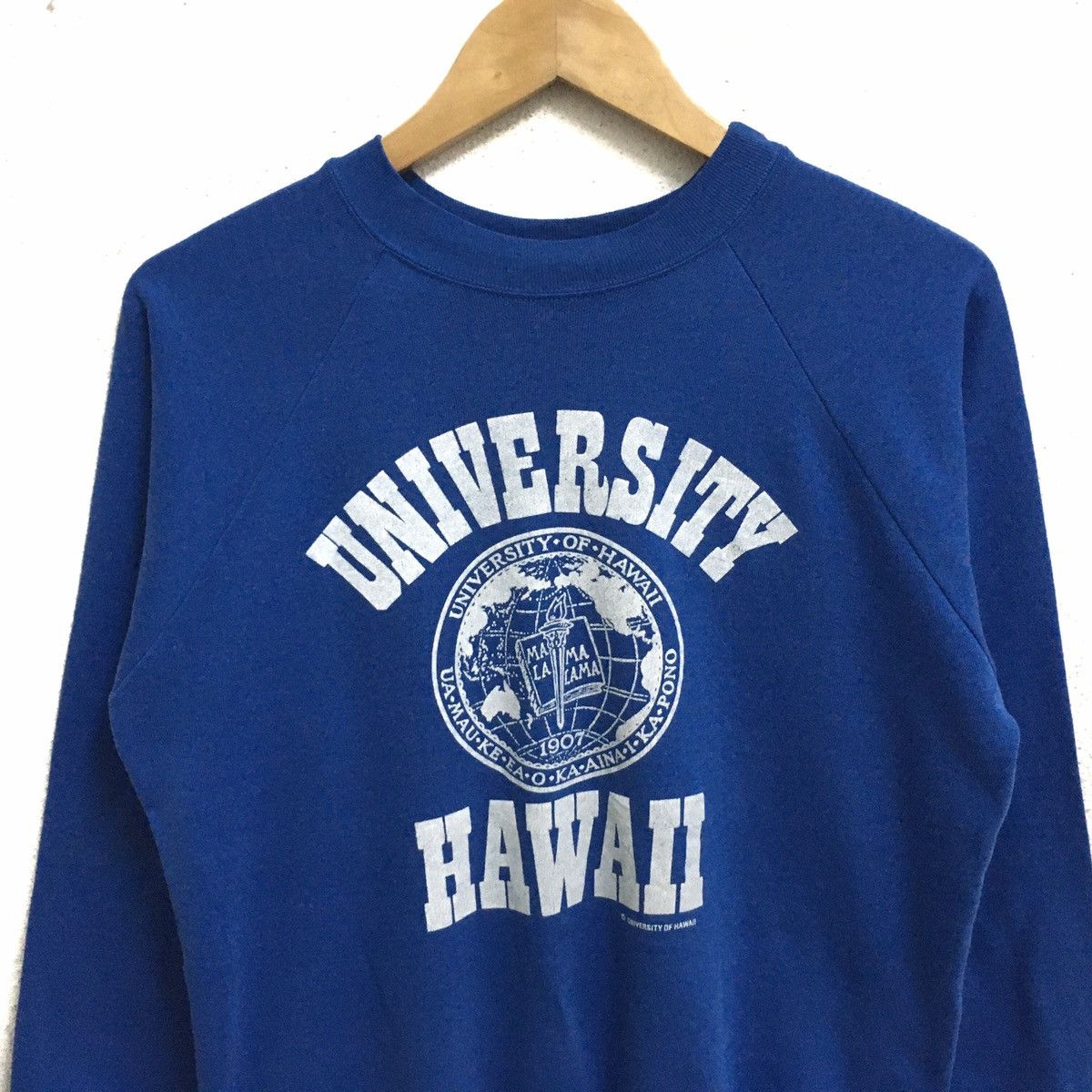 Vintage Vintage University Hawaii Sweatshirts Pullover Jumper Size US M / EU 48-50 / 2 - 3 Thumbnail
