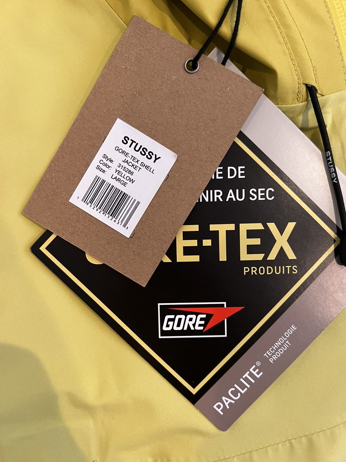 Goretex × Stussy Stussy Gore-Tex Shell Jacket Yellow SS22 Goretex × Stussy Stussy Gore-Tex Shell Jacket Yellow SS22