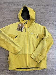 Stussy Stussy Gore-Tex Shell Jacket Yellow SS22 | Grailed