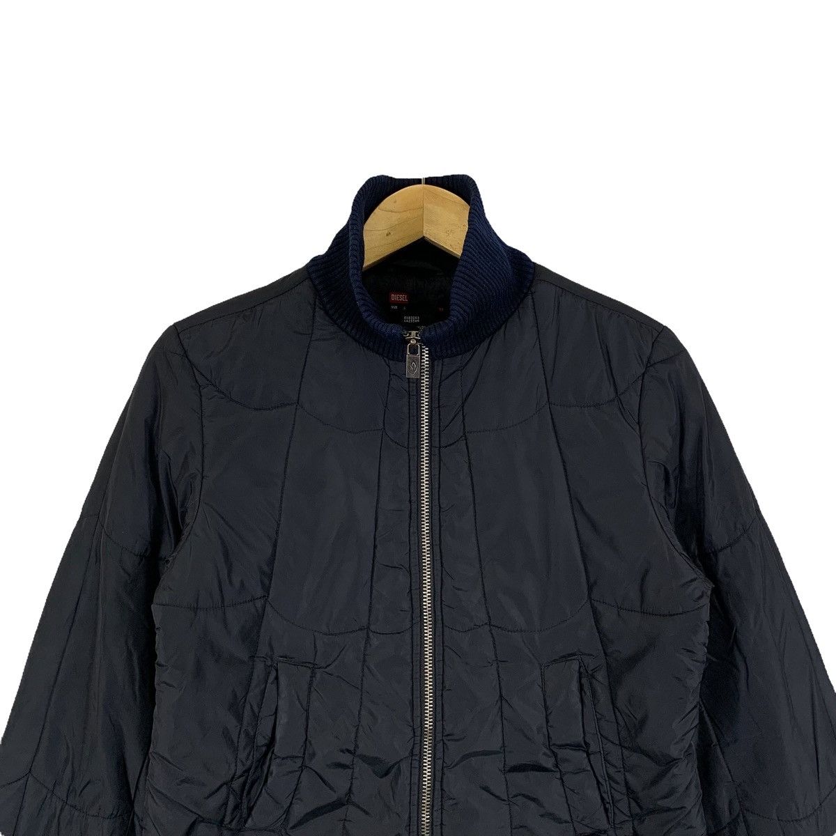 Diesel Vintage DIESEL Casualwear Fashion Zipper Quilted Jacket Size US S / EU 44-46 / 1 - 5 Thumbnail