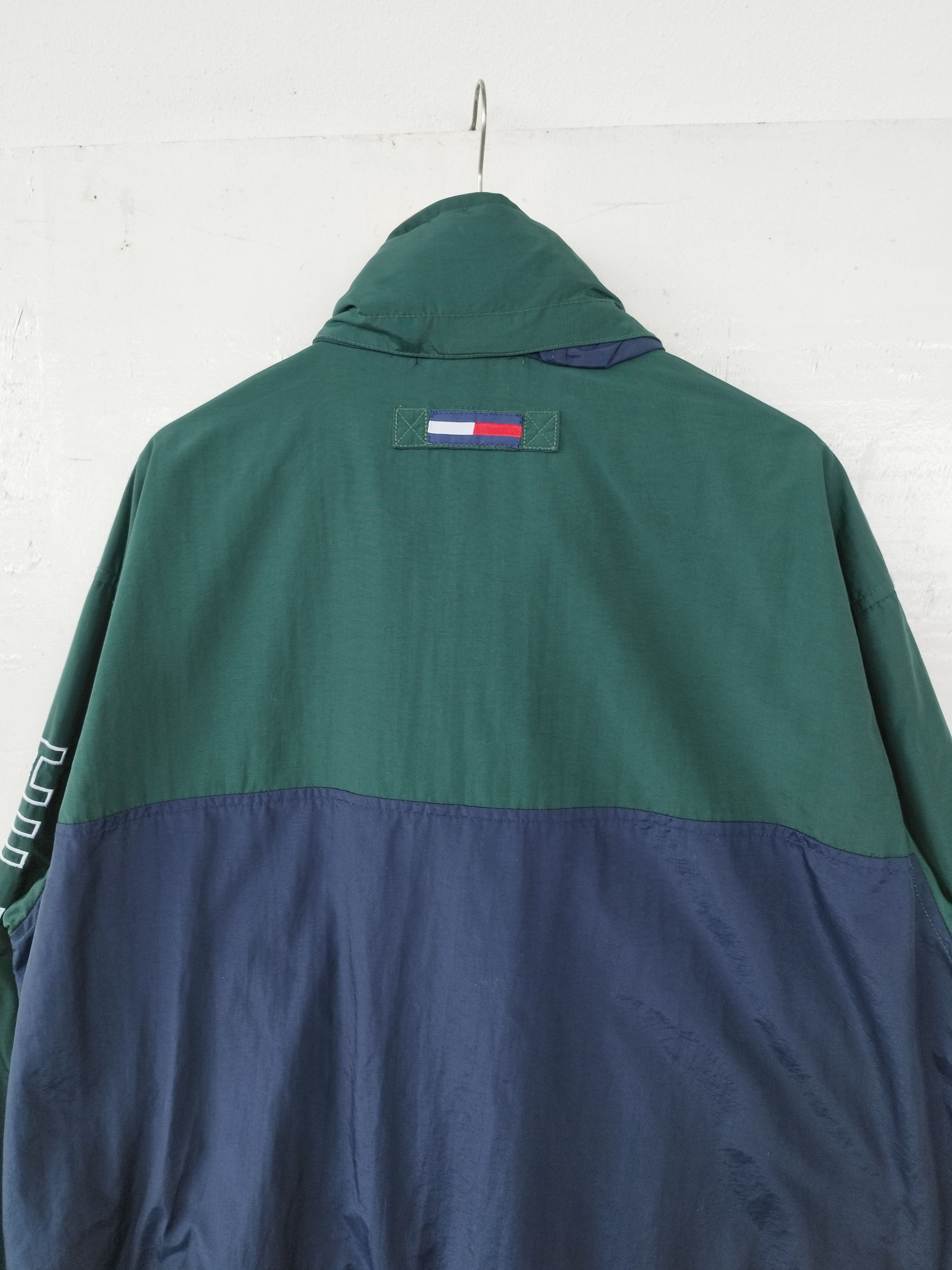 Tommy Hilfiger Vintage 90s Vintage Tommy Hilfiger jacket colour block Size US L / EU 52-54 / 3 - 6 Thumbnail