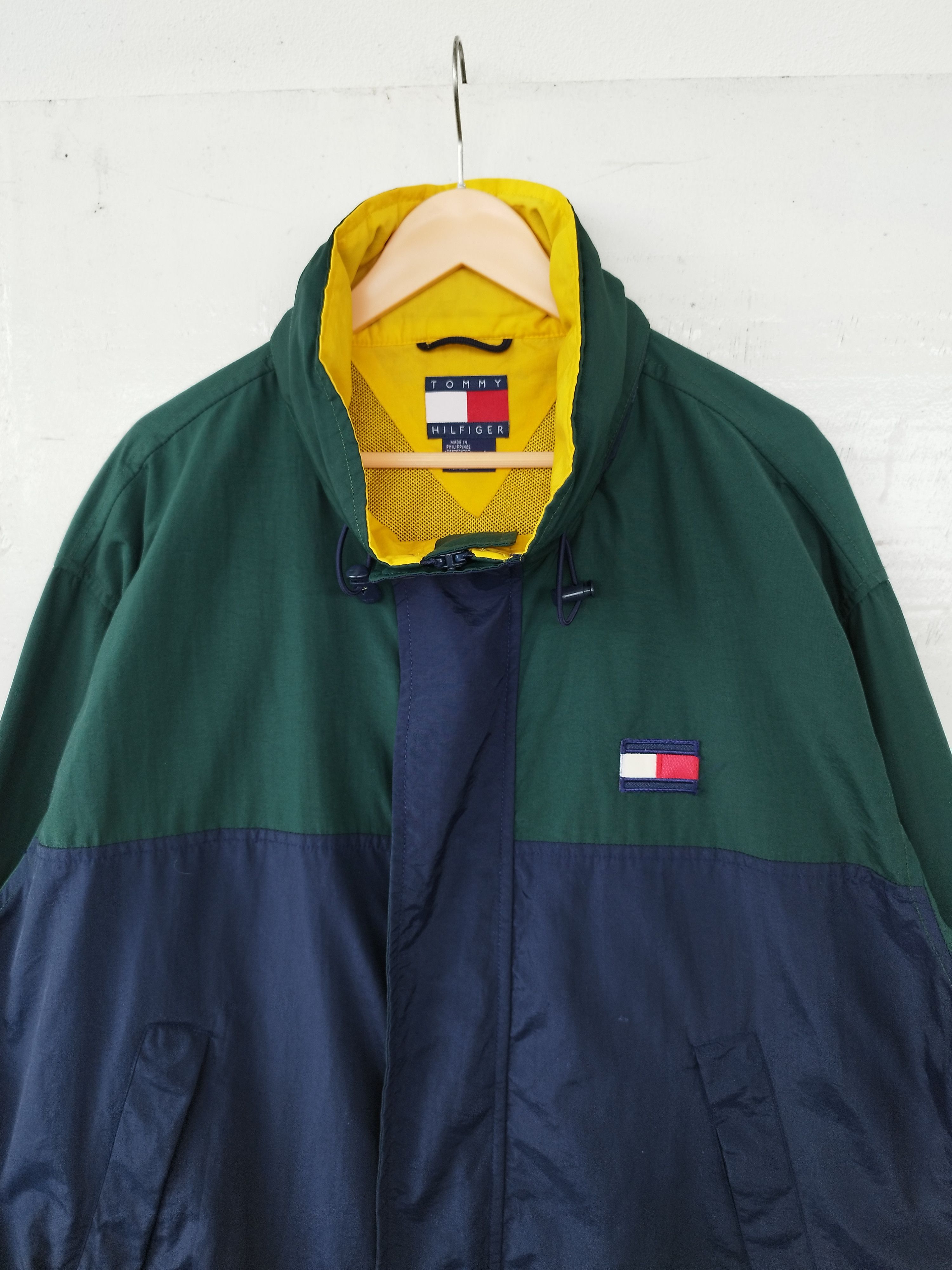 Tommy Hilfiger Vintage 90s Vintage Tommy Hilfiger jacket colour block Size US L / EU 52-54 / 3 - 4 Thumbnail