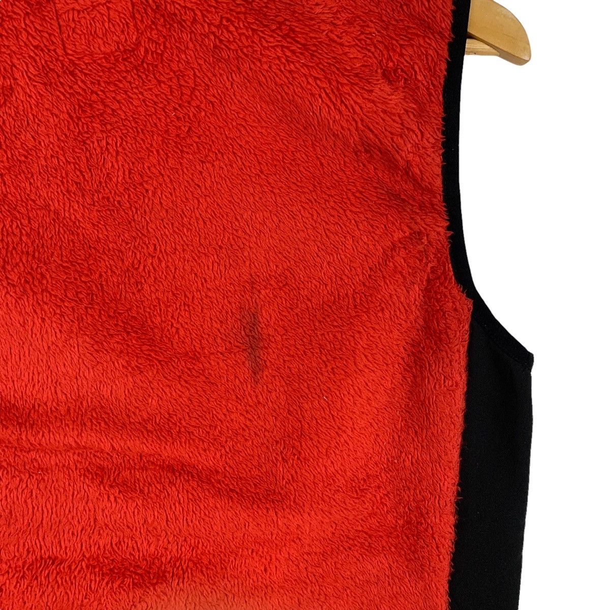 Vintage FIELD CORE Sportswear Fleece Zipper Vests Sleeveless Jacket Size US S / EU 44-46 / 1 - 8 Thumbnail