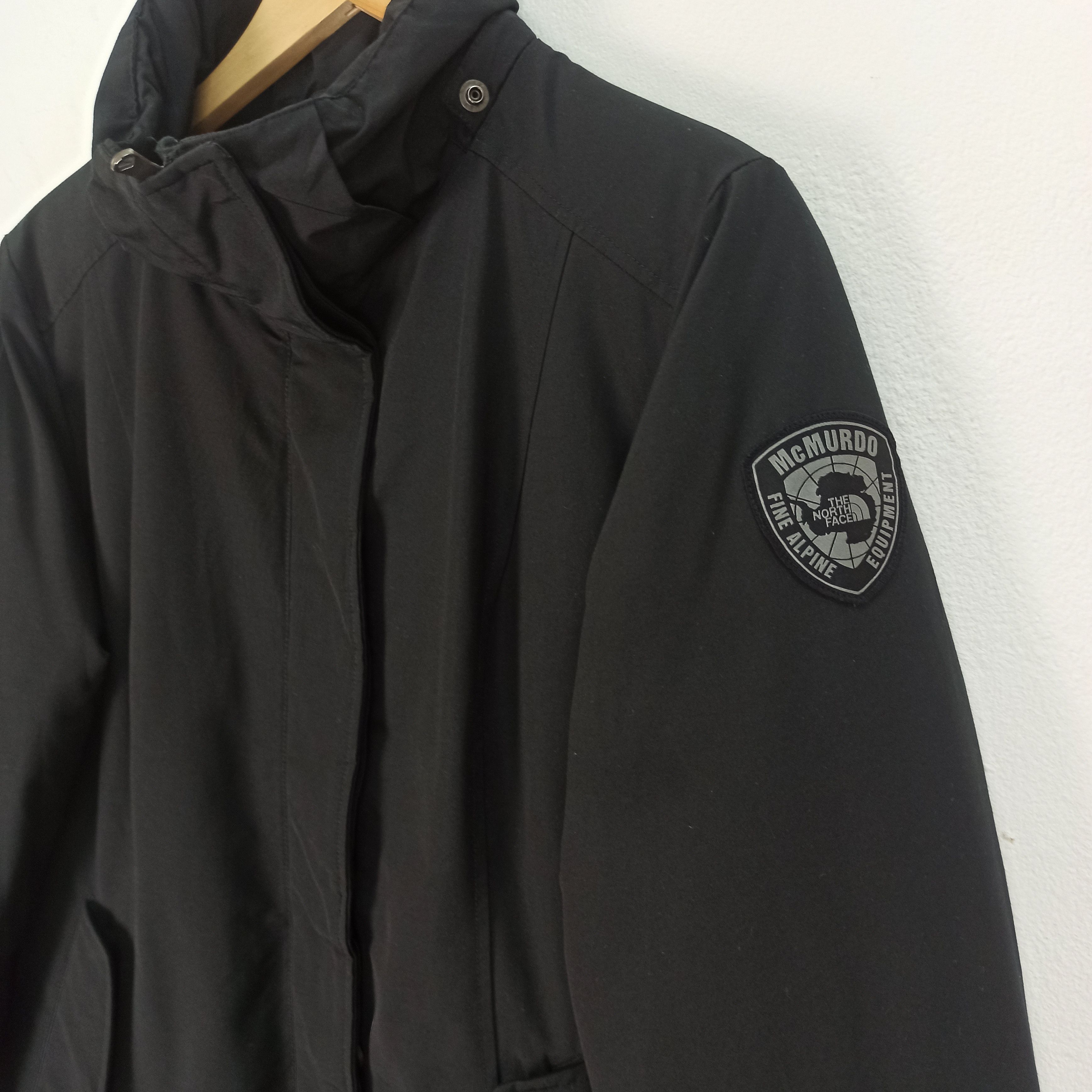 The North Face THE NORTH FACE MCMURDO FINE ALPINE EQUIPMENT JACKET Size M / US 6-8 / IT 42-44 - 4 Thumbnail
