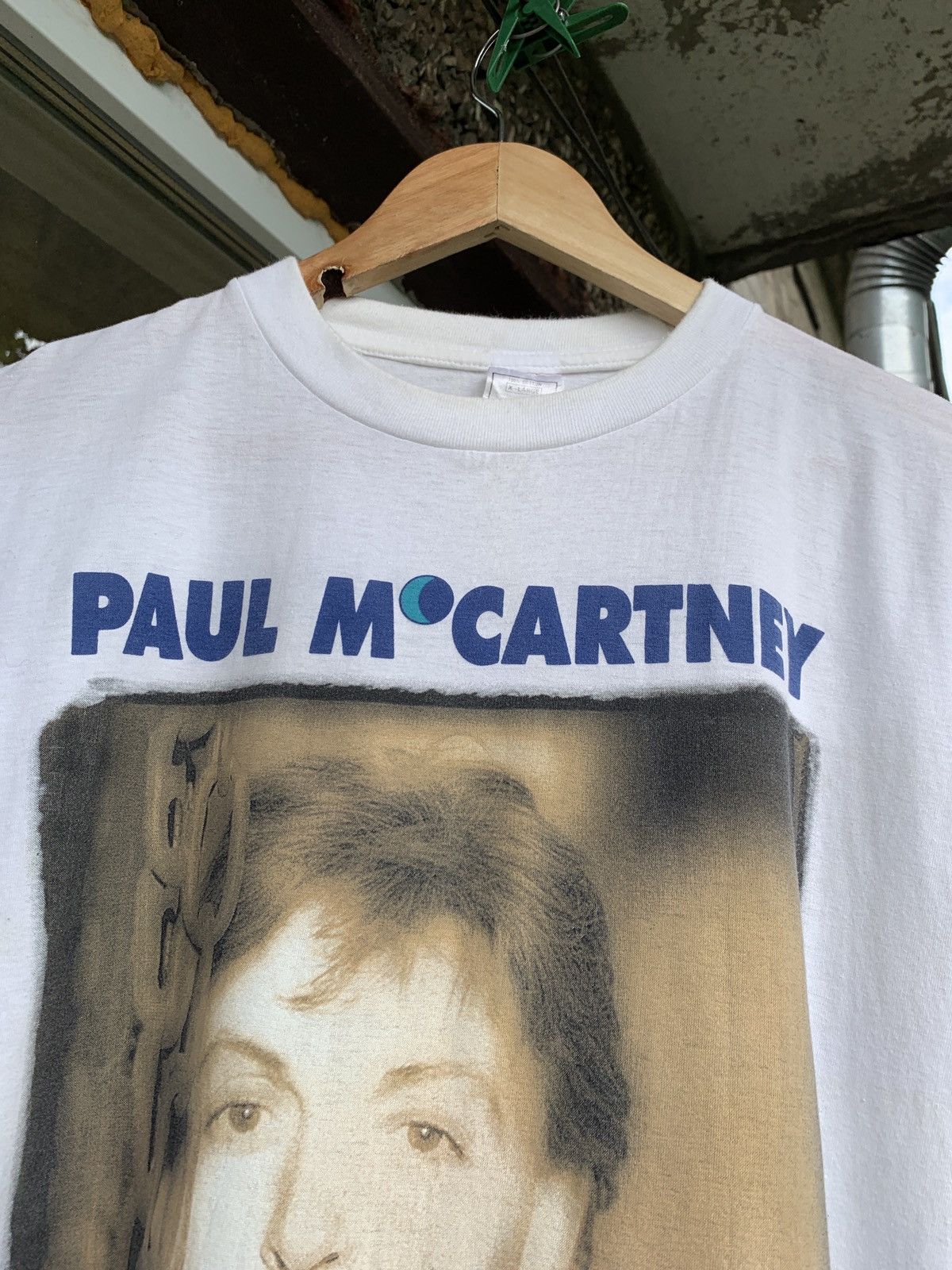 Band Tees 1993 Vintage Paul McCartney The New World Tour T-Shirt Size US XL / EU 56 / 4 - 5 Thumbnail