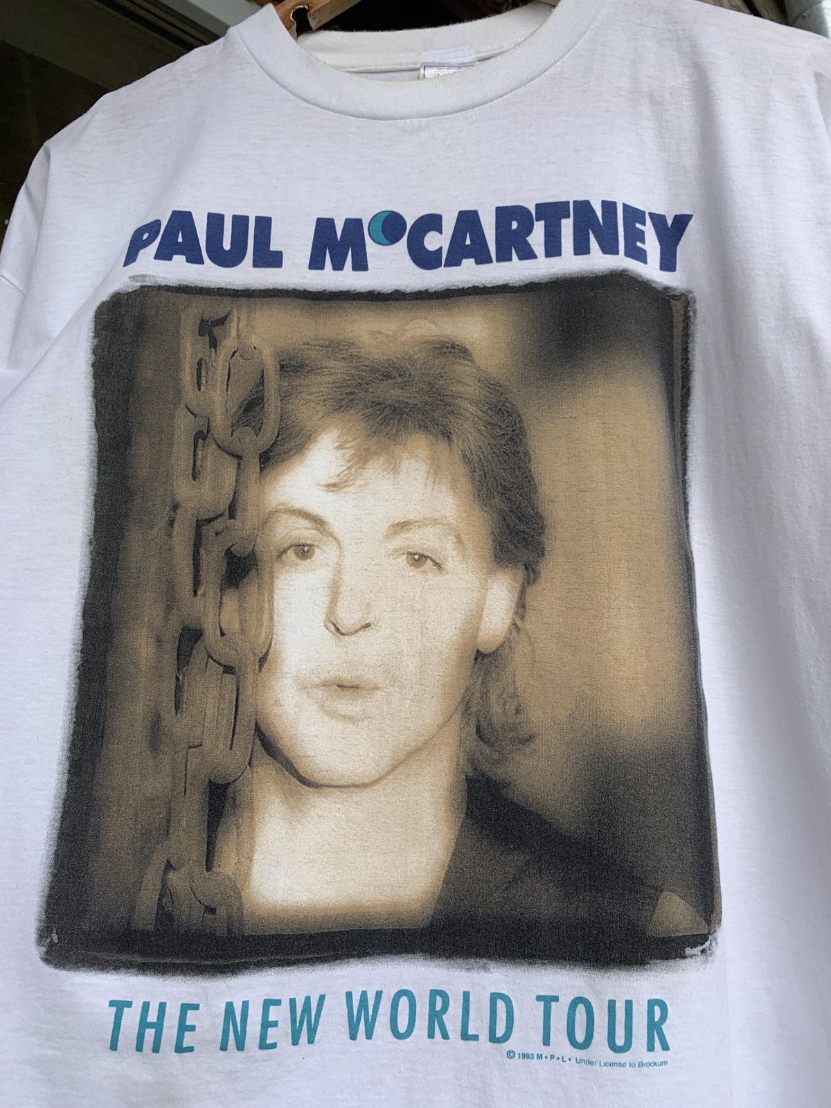Band Tees 1993 Vintage Paul McCartney The New World Tour T-Shirt Size US XL / EU 56 / 4 - 6 Thumbnail
