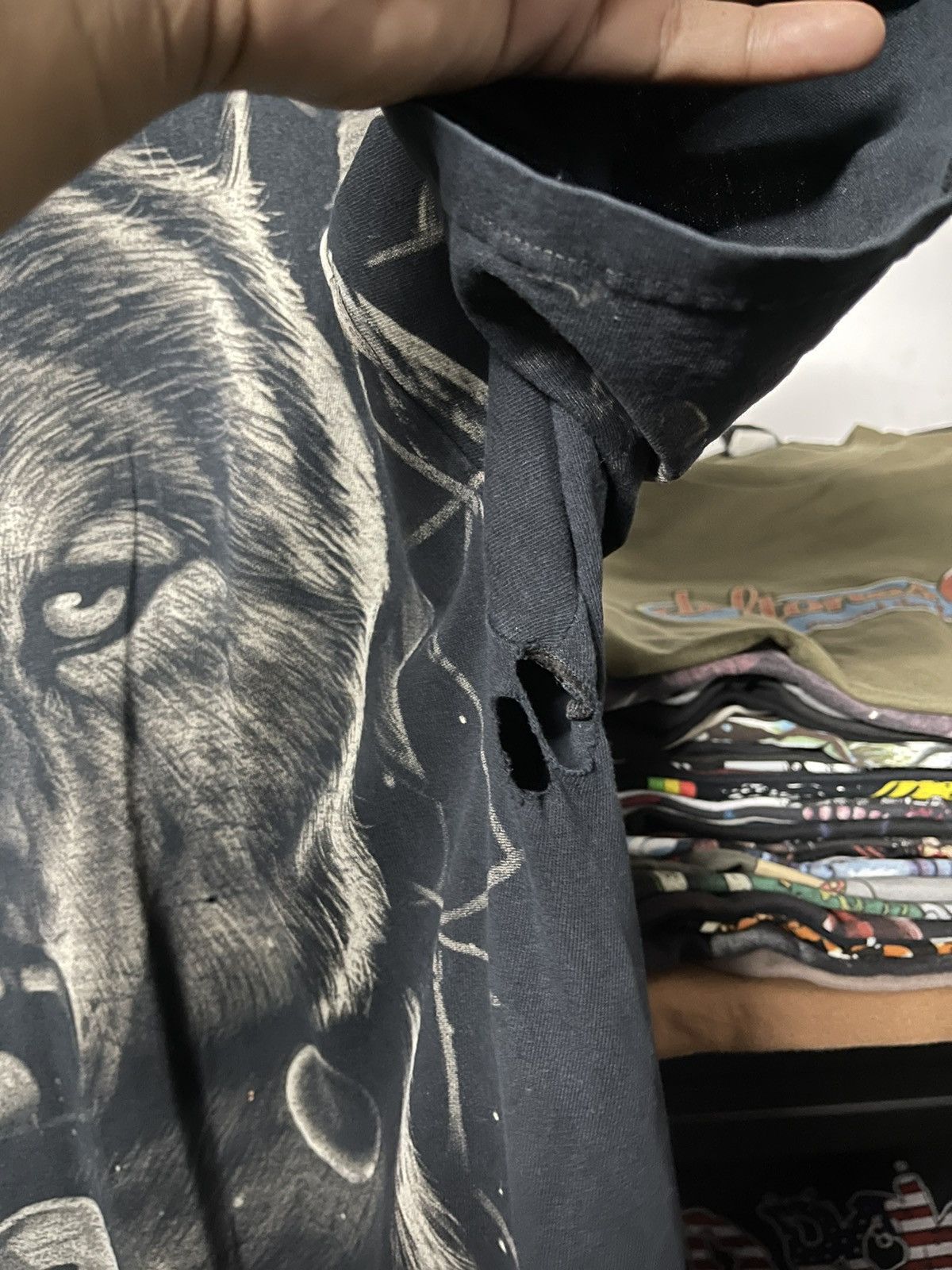Liquid Blue Thrashed Vintage 1996 Liquid Blue Aop Distressed Grunge Tee Size US XXL / EU 58 / 5 - 10 Thumbnail